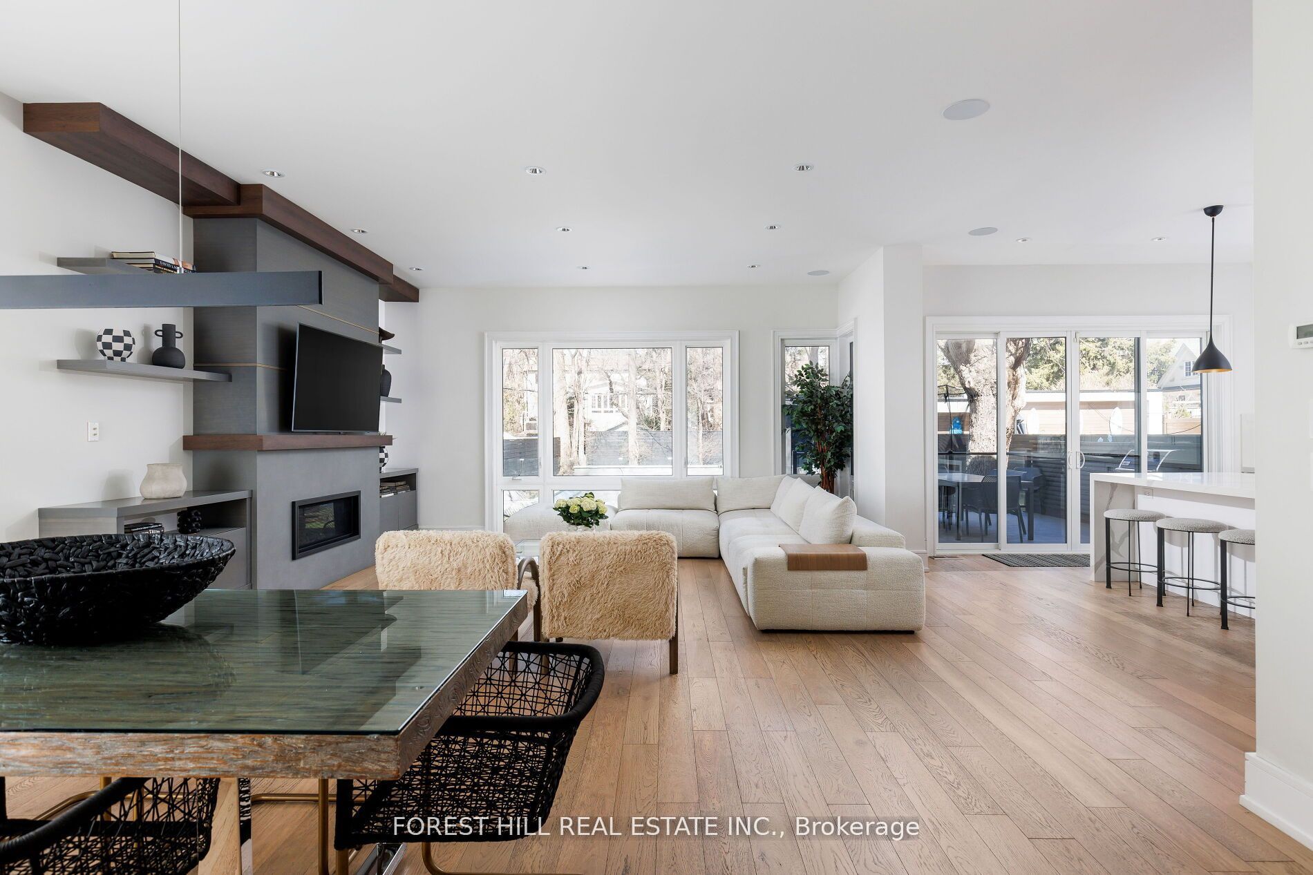 8 Nora Road, Toronto, ON M9A 1C9 photo 5