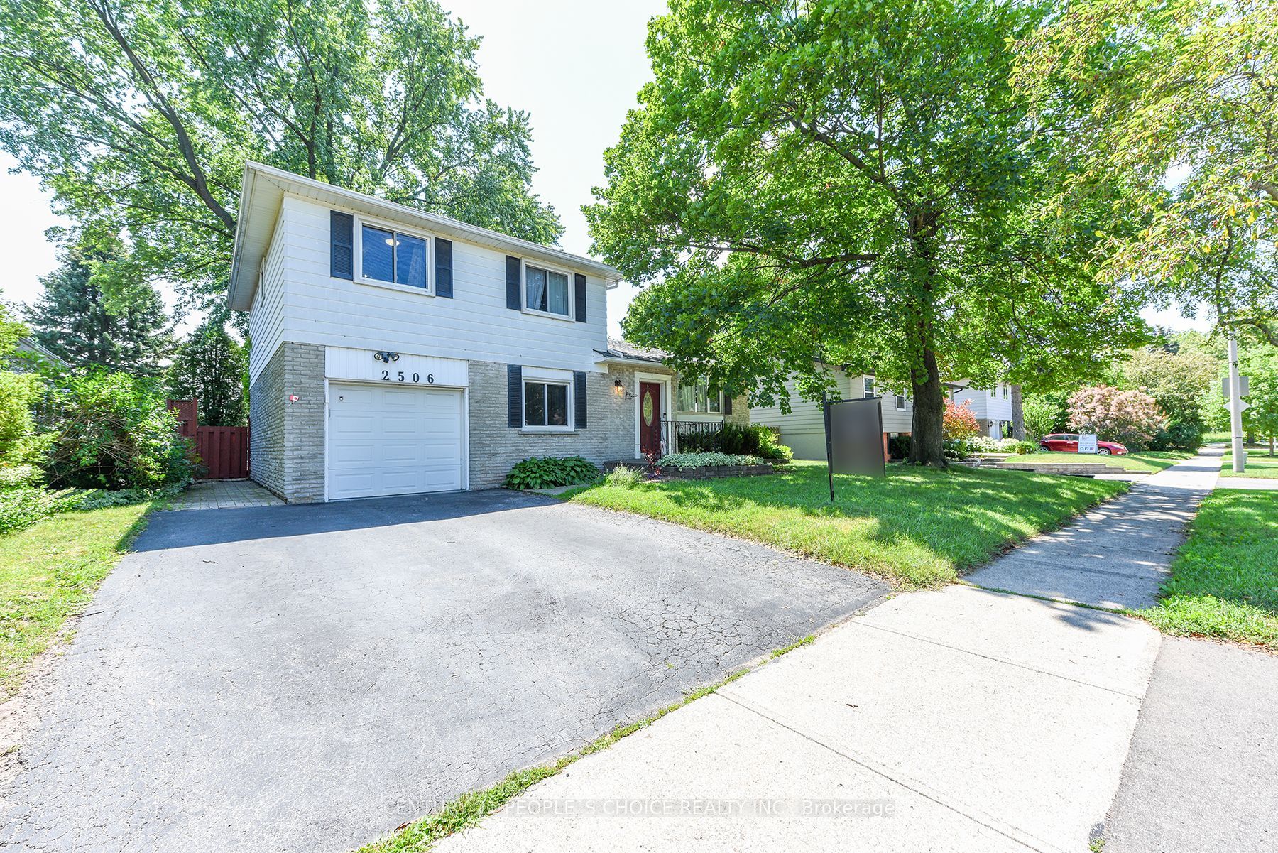 2506 Bridge Road, Oakville, ON L6L 2H2 photo 2