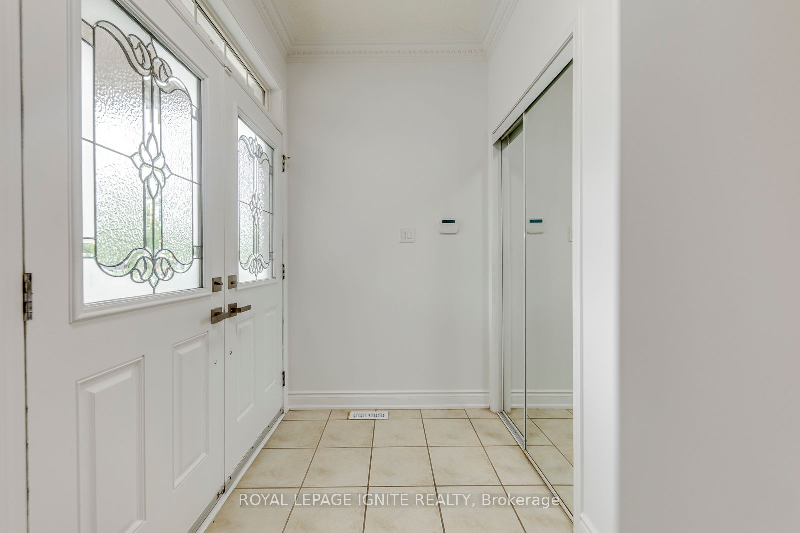 928 Philbrook Drive, Milton, ON L9T 0L3 photo 4