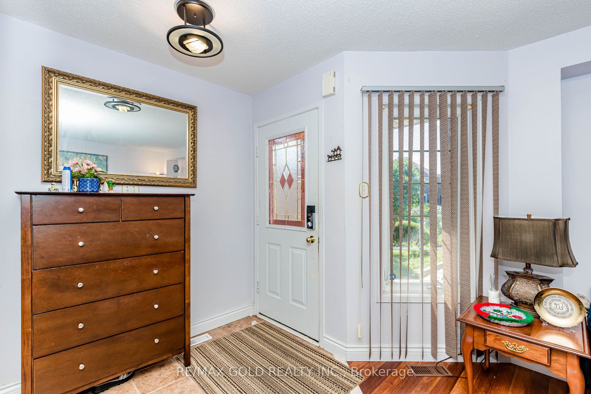 12 Mccleave Crescent, Brampton, ON L6Y 4Z6 photo 4