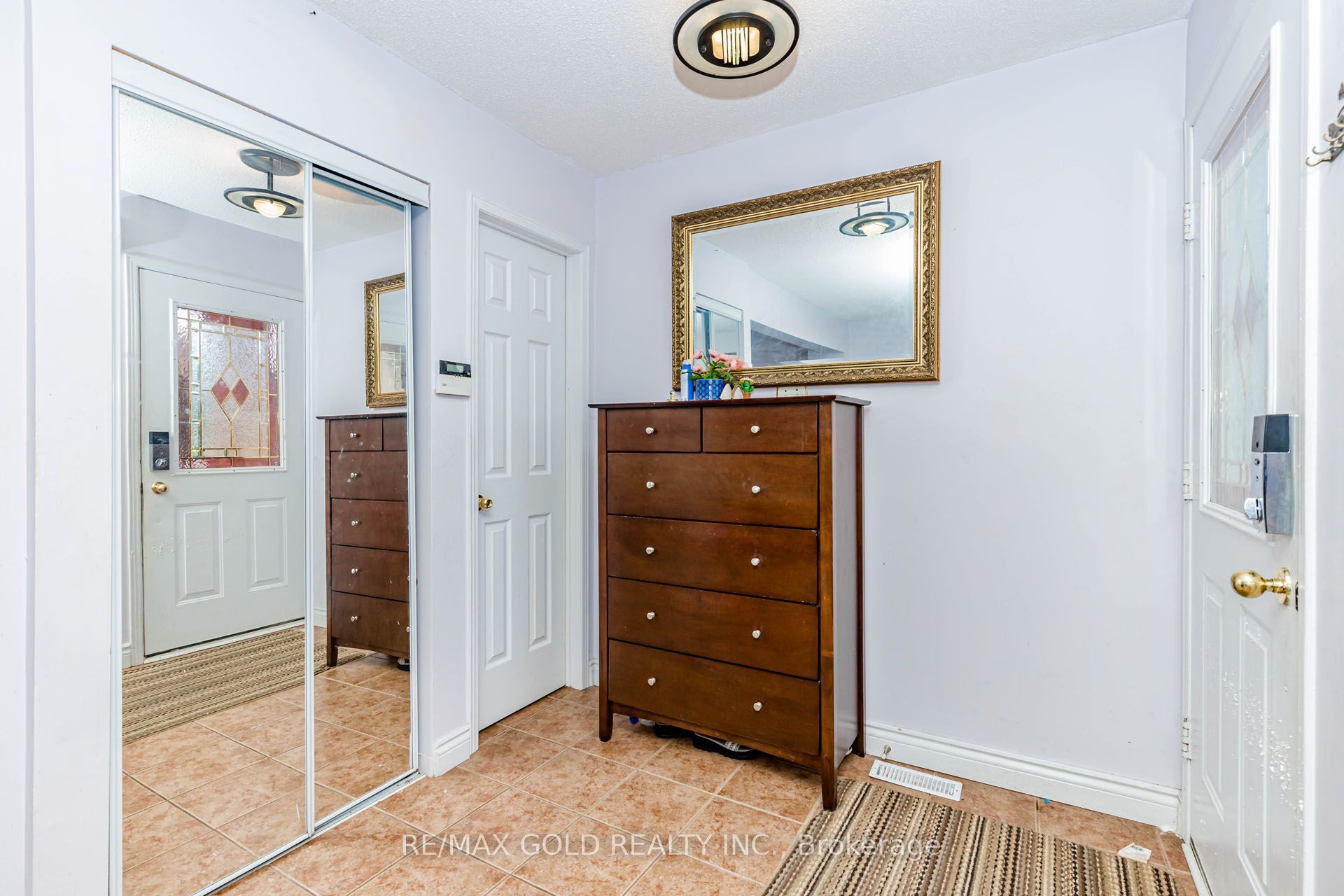 12 Mccleave Crescent, Brampton, ON L6Y 4Z6 photo 5