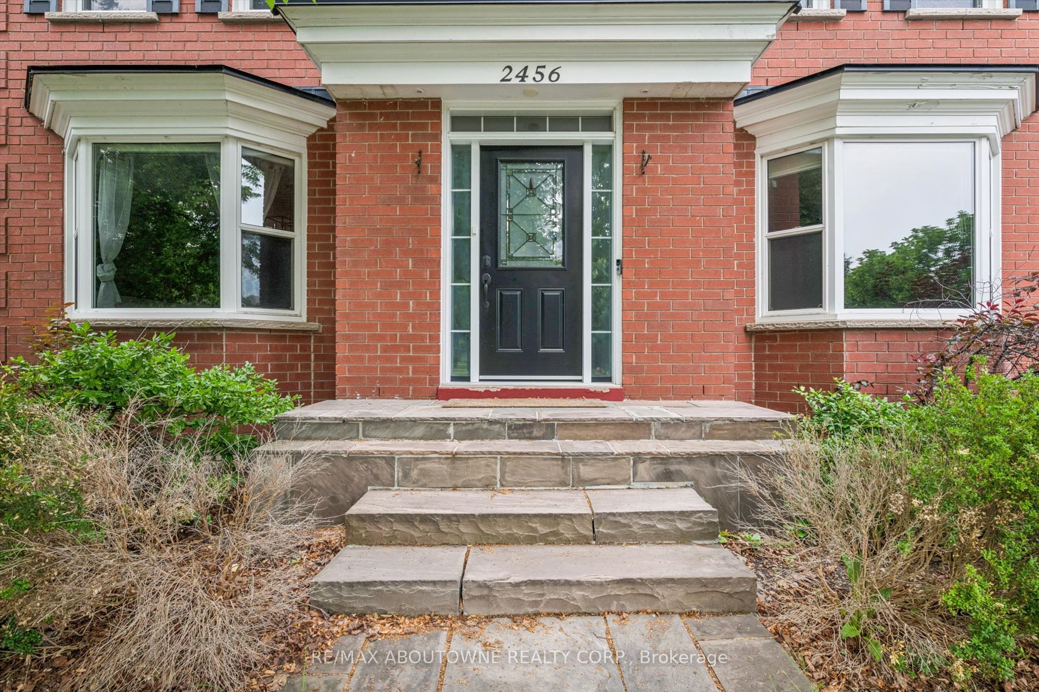2456 Sixth Line, Oakville, ON L6H 5Z8 photo 5