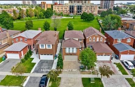 36 Windmill Boulevard, Brampton, ON L6Y 3E4