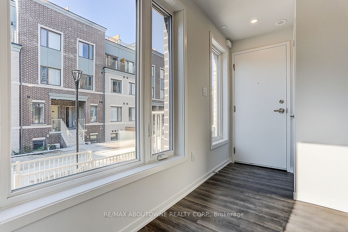 5 William Jackson Way 71, Toronto, ON M8V 0J8 photo 3