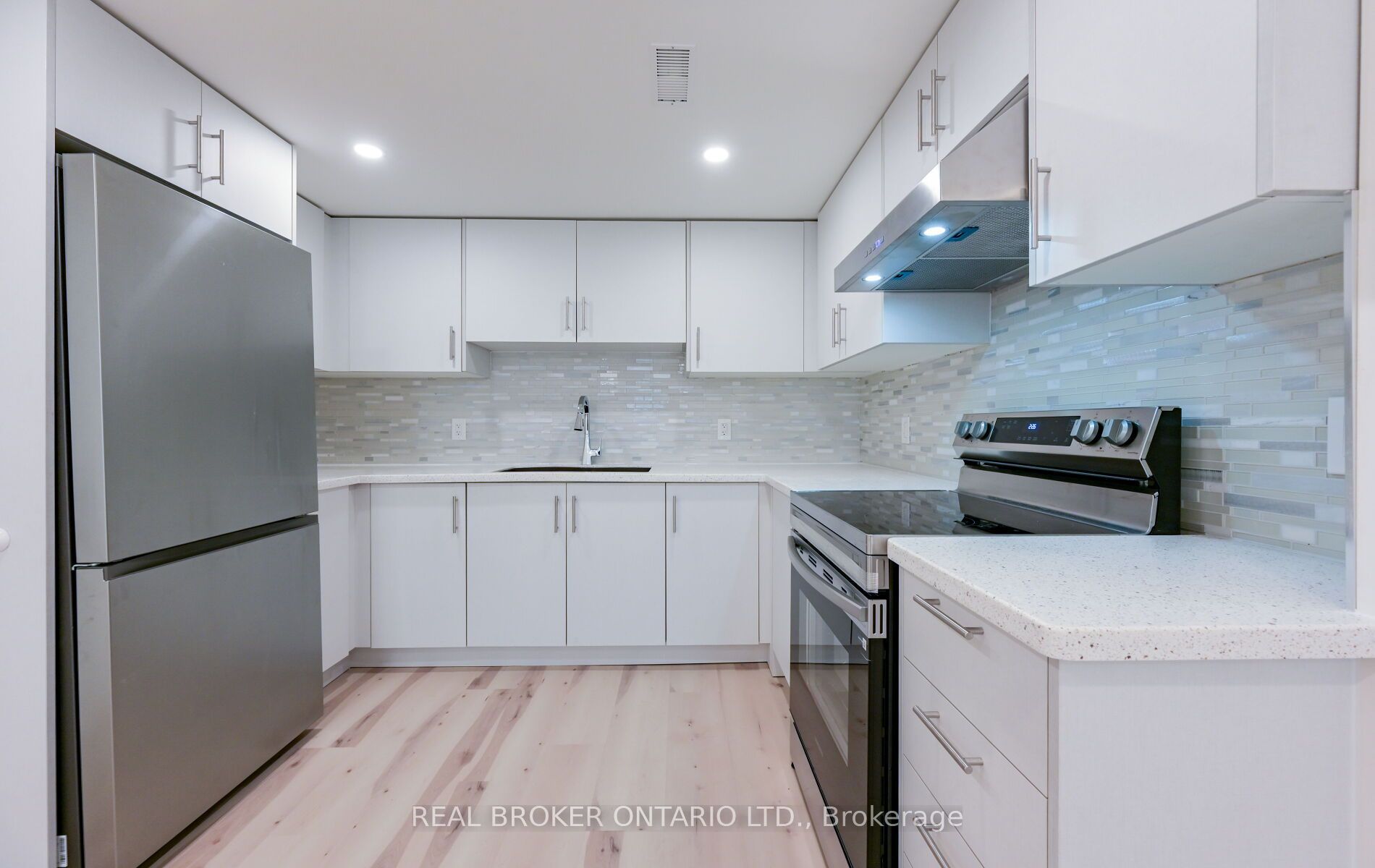 20 Campkin Street, Brampton, ON L6Y 3G9