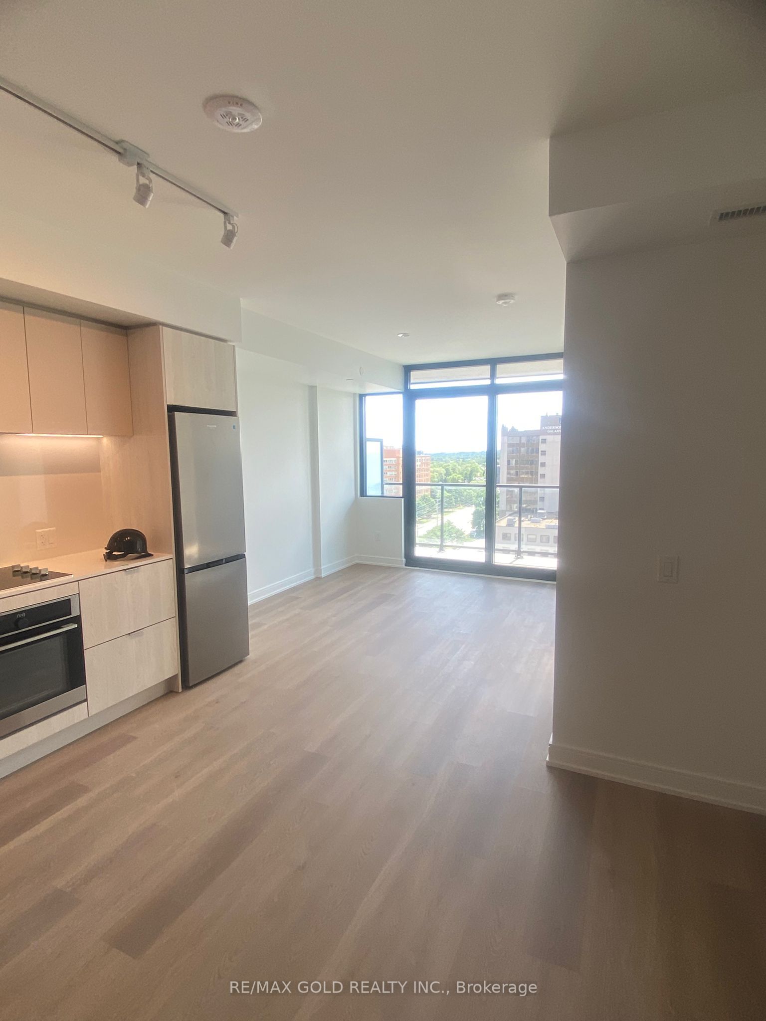 3009 NOVAR Road 1011, Mississauga, ON L5B 1H7 photo 3