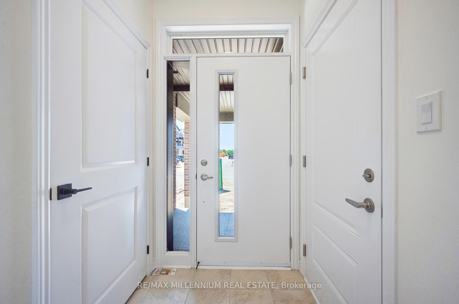 50 Thornbird Crescent UPPER, Brampton, ON L7A 0B8 photo 4
