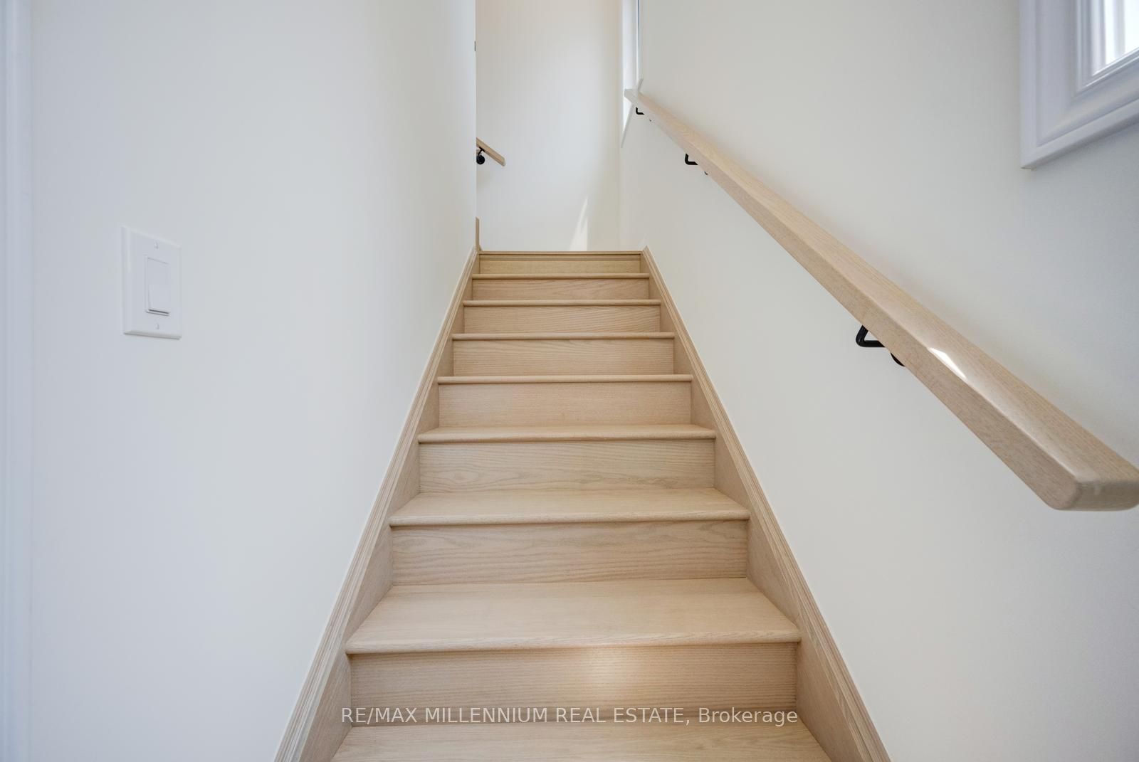 50 Thornbird Crescent UPPER, Brampton, ON L7A 0B8 photo 5