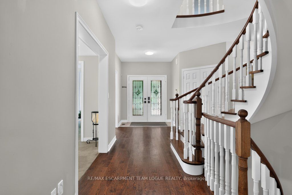 4334 Rosemead Court, Burlington, ON L7M 4R1 photo 3