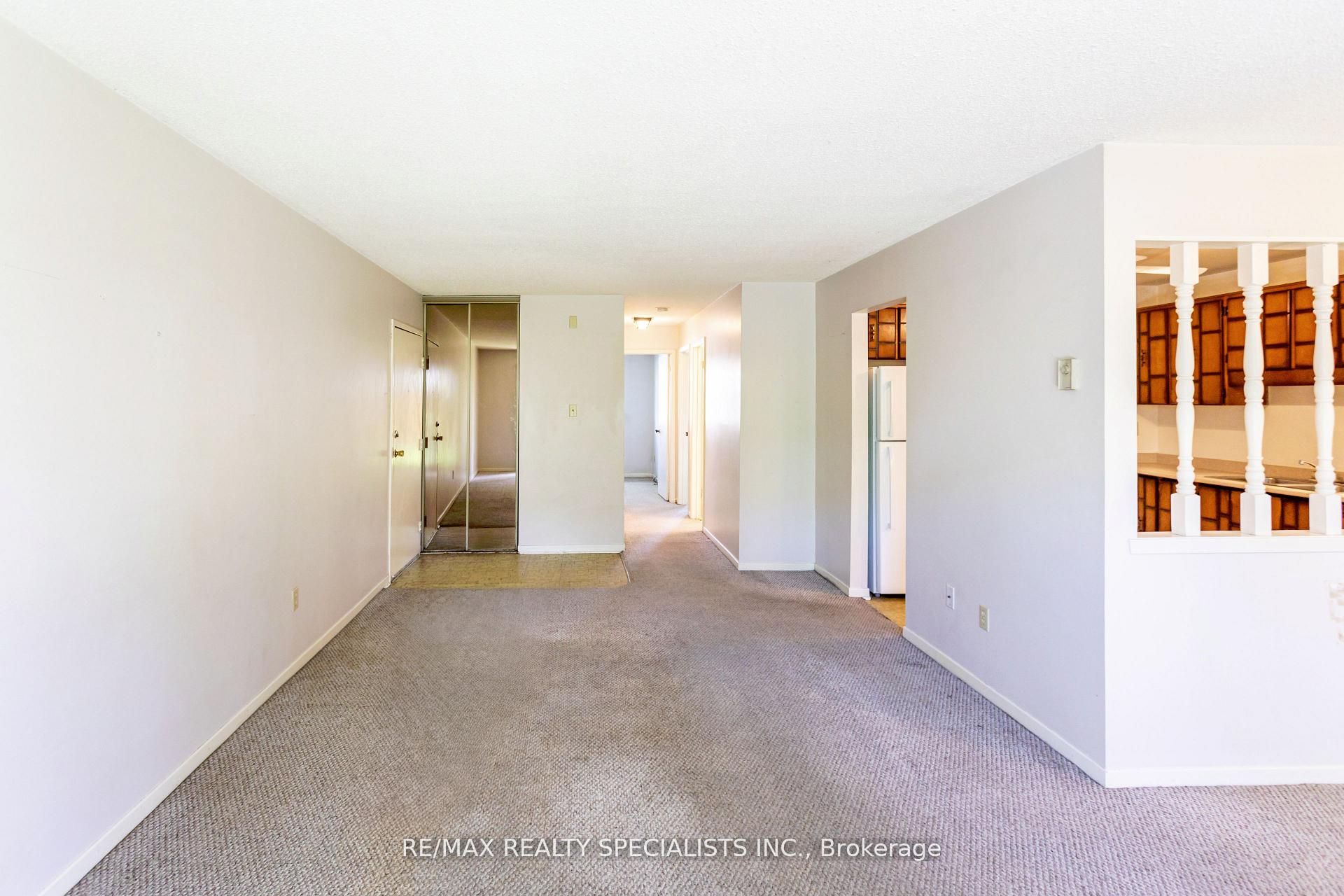 6797 Formentera Avenue 75, Mississauga, ON L5N 2L6 photo 4
