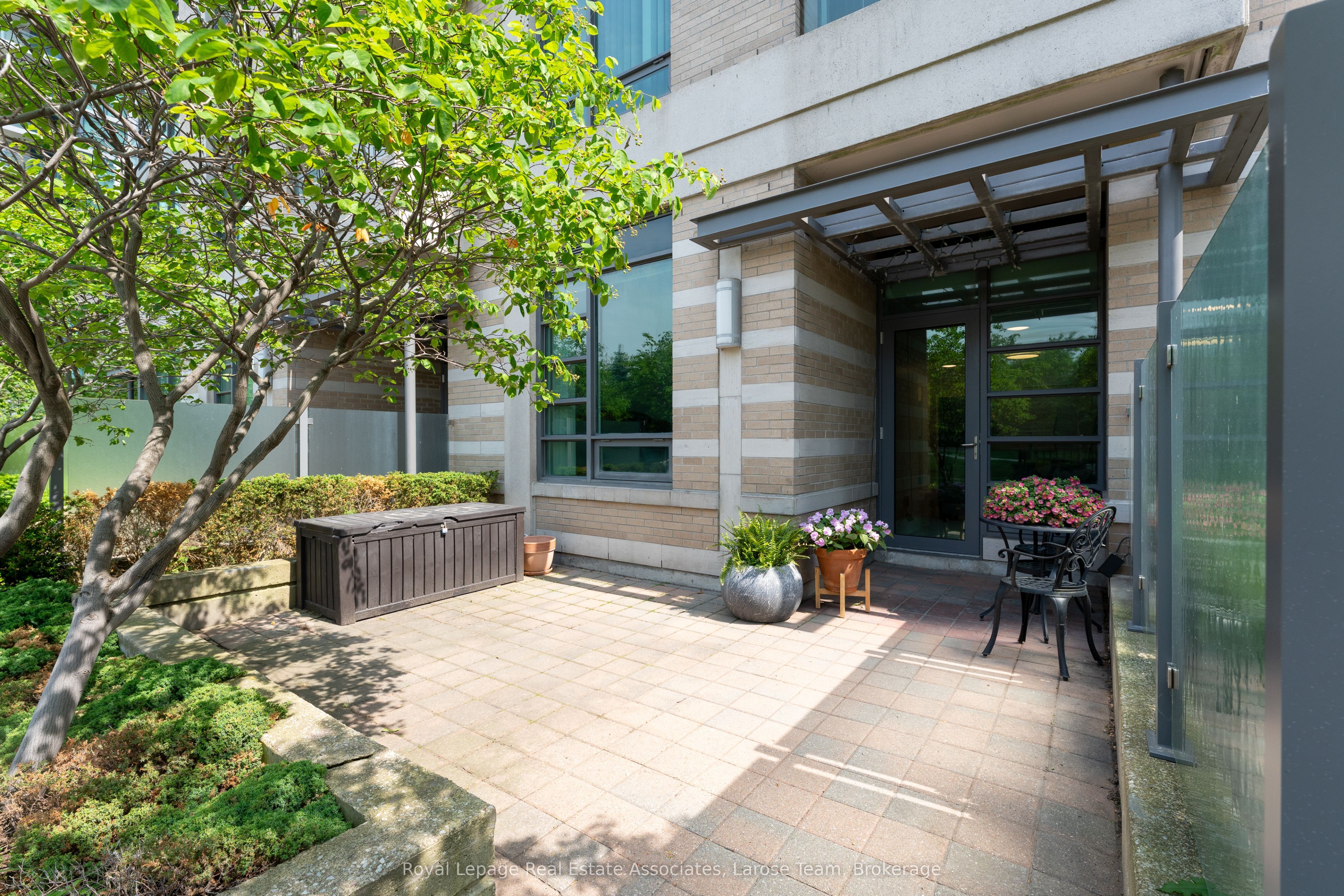 225 Sherway Gardens Road 102, Toronto, ON M9C 0A3