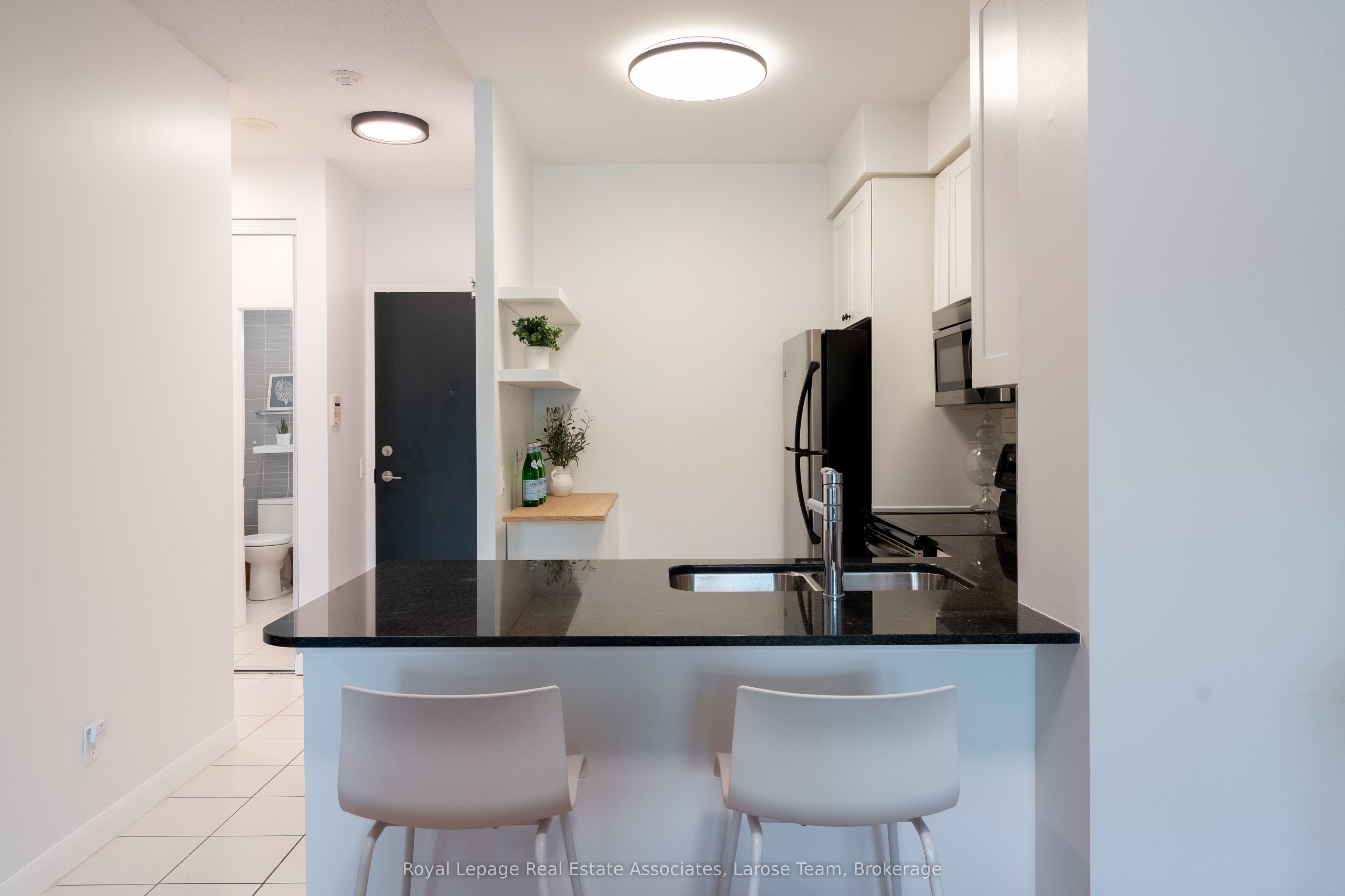 225 Sherway Gardens Road 102, Toronto, ON M9C 0A3 photo 5