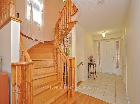 48 Tideland Drive, Brampton, ON L7A 2W2 photo 3