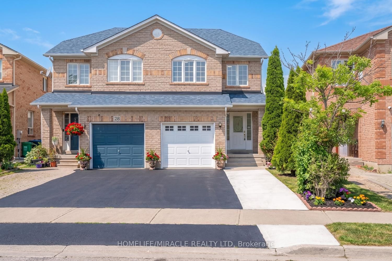 26 Roadmaster Lane, Brampton, ON L7A 3A9 photo 2