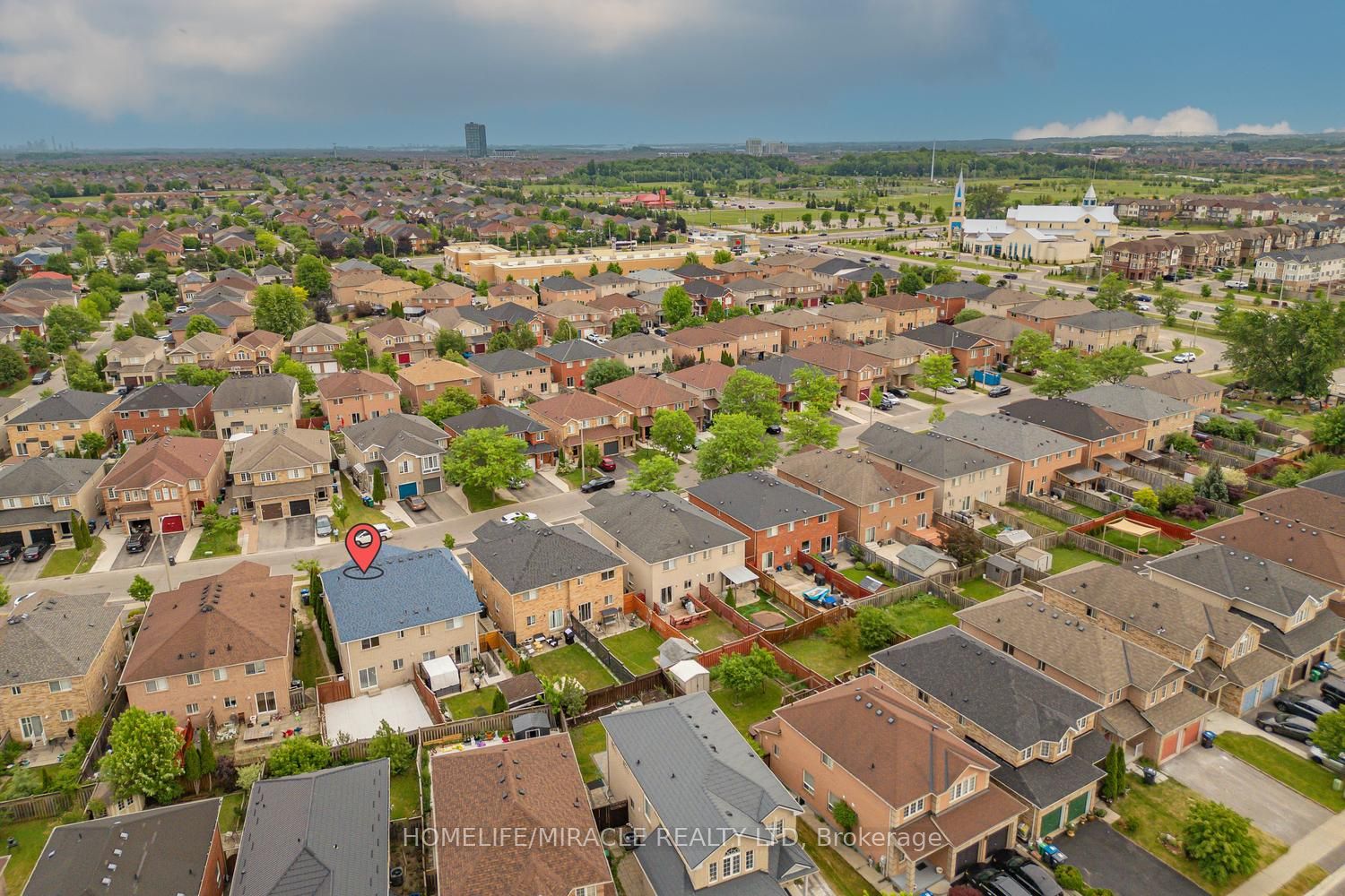 26 Roadmaster Lane, Brampton, ON L7A 3A9 photo 4
