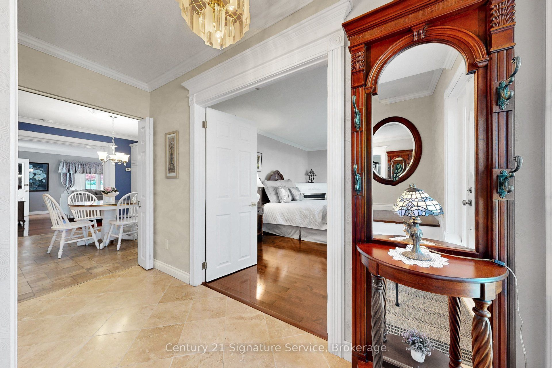 53 Duncan Bull Drive, Brampton, ON L6W 1H5 photo 4