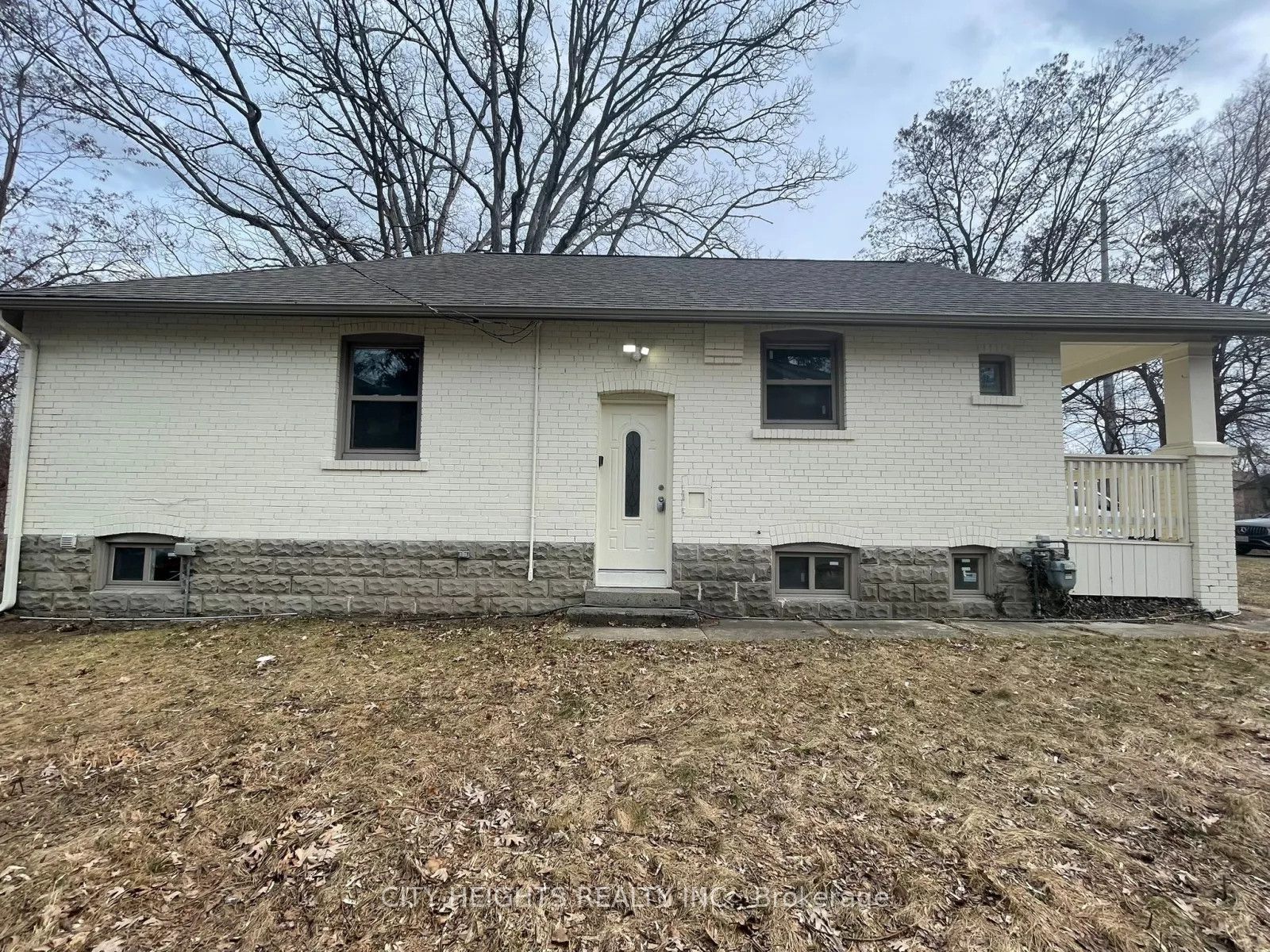 1561 Hurontario Street, Mississauga, ON L5G 3H7 photo 4