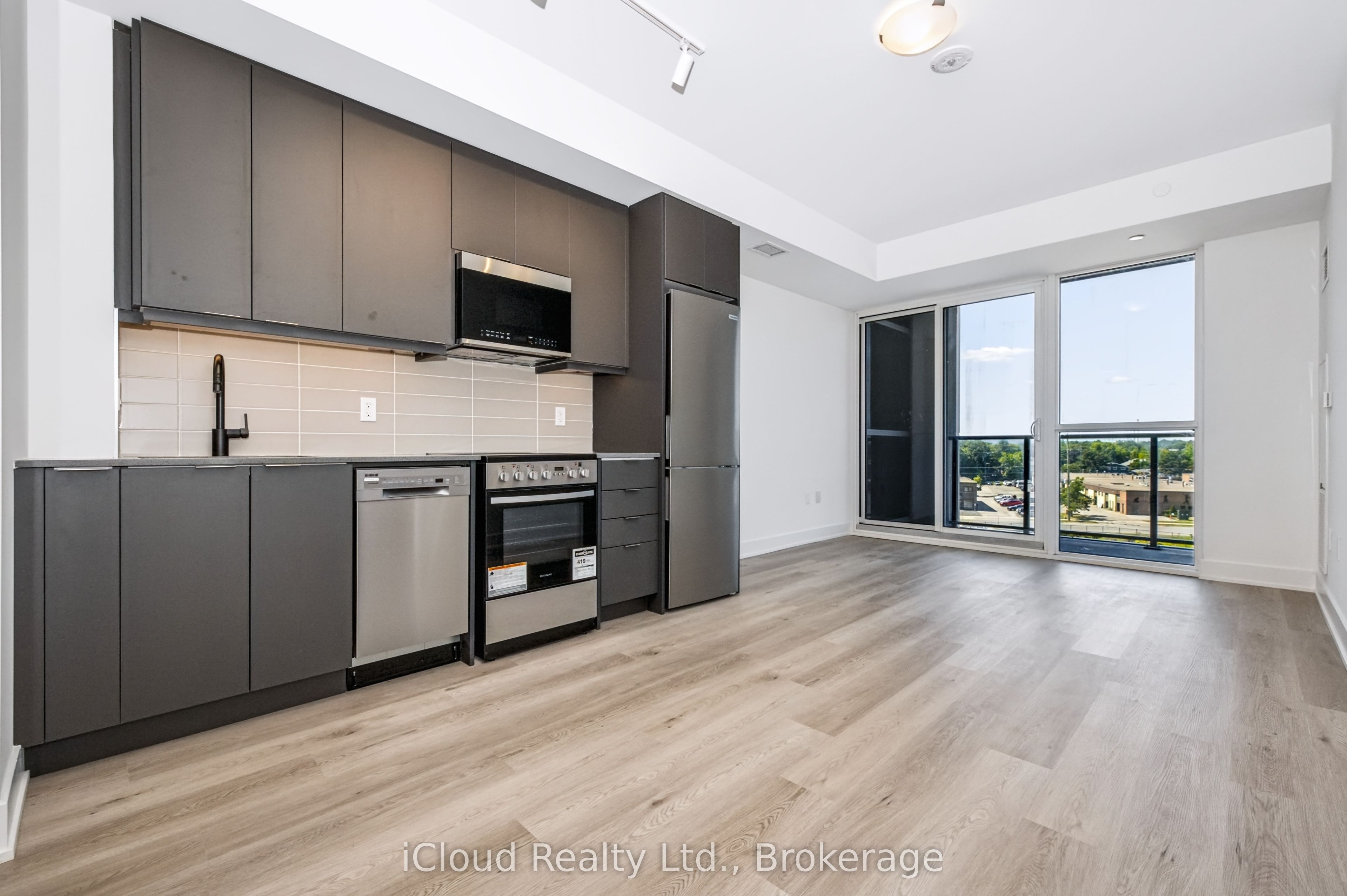 115 Nipissing Road 503A, Milton, ON L9T 1R3 photo 4