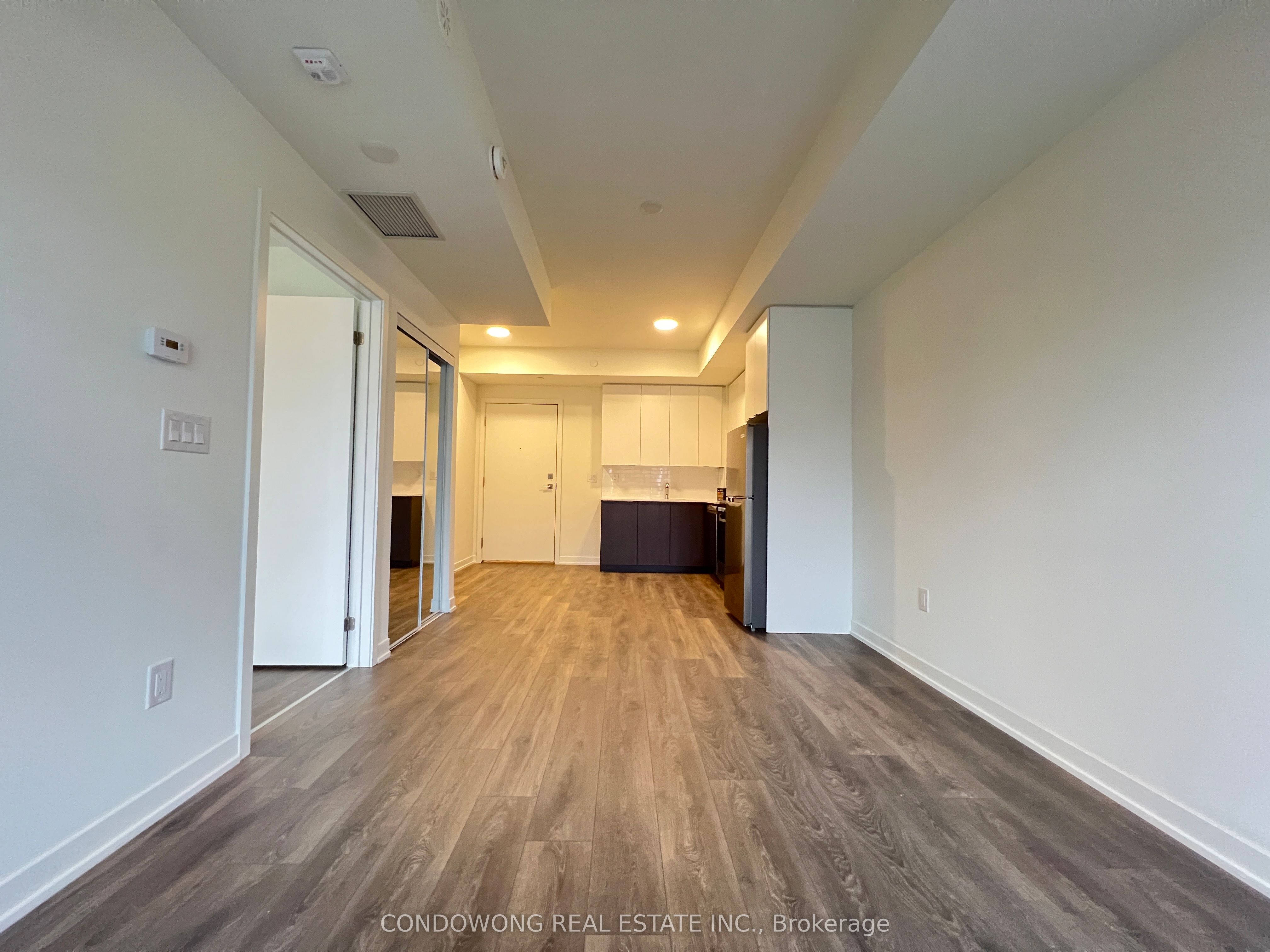 165 Canon Jackson Drive 507, Toronto, ON M6M 0C4 photo 4