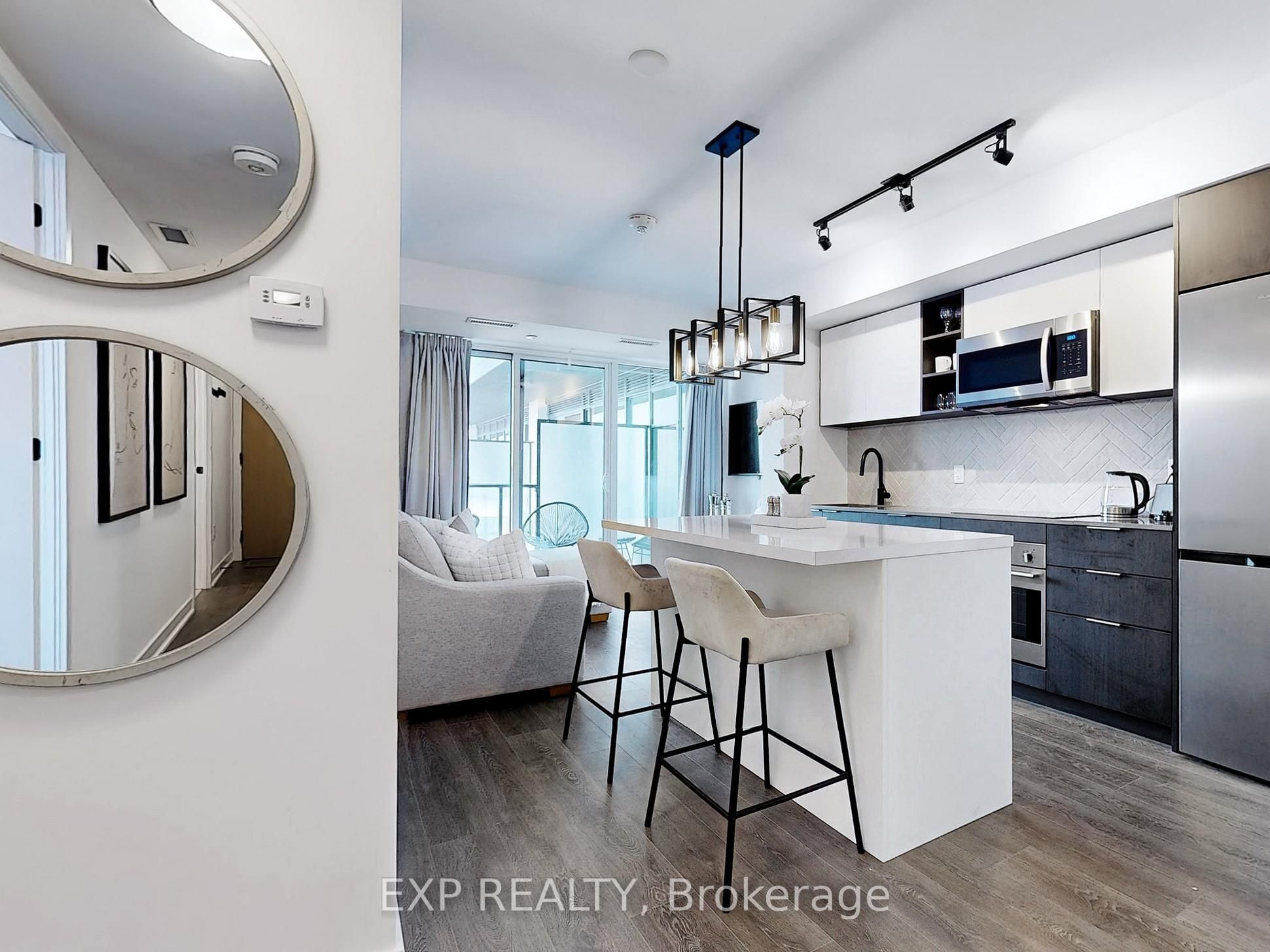 36 Zorra Street 330, Toronto, ON M8Z 0G5 photo 2