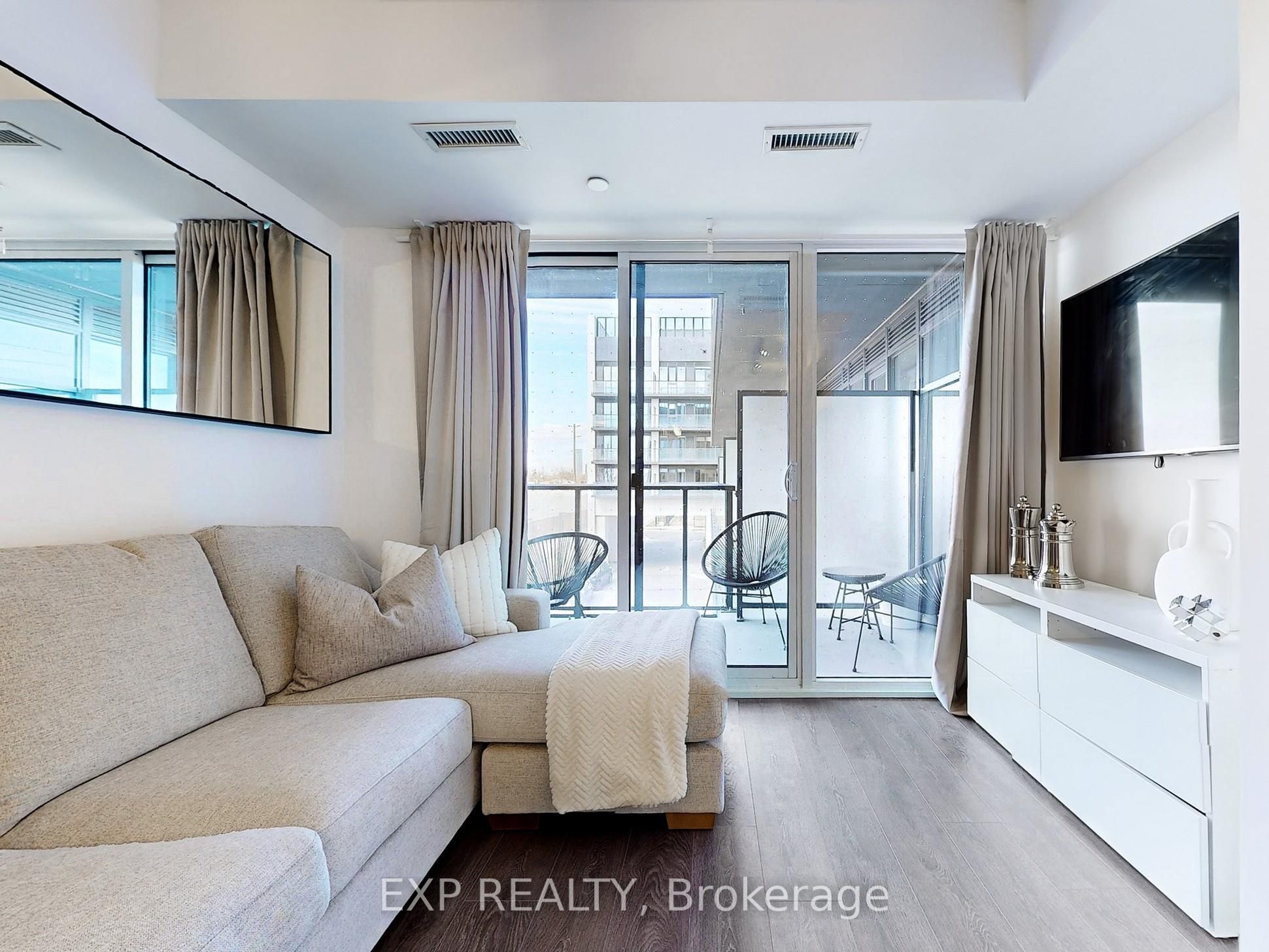 36 Zorra Street 330, Toronto, ON M8Z 0G5 photo 3