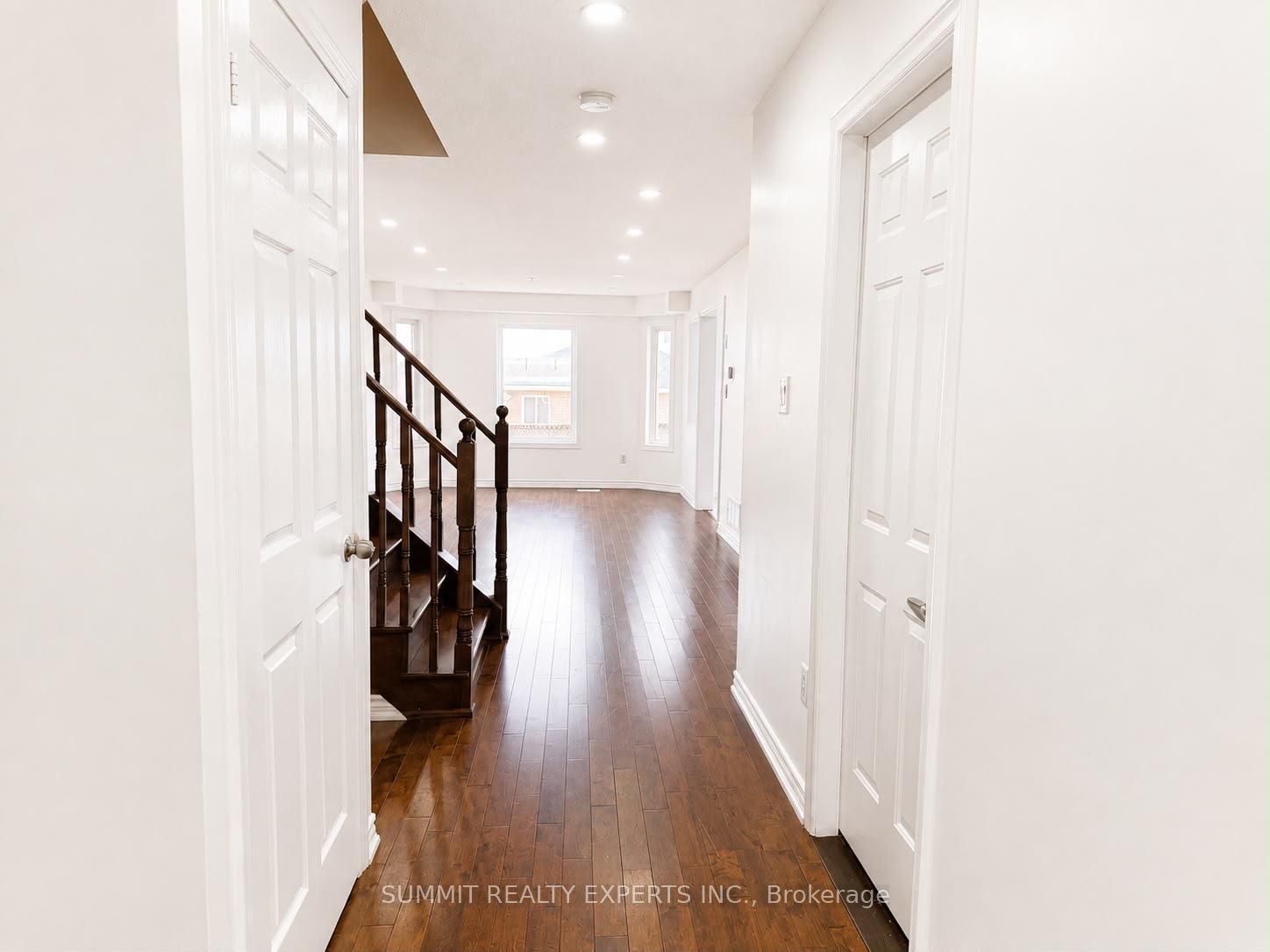 25 Deforest Drive, Brampton, ON L7A 2Y1 photo 2