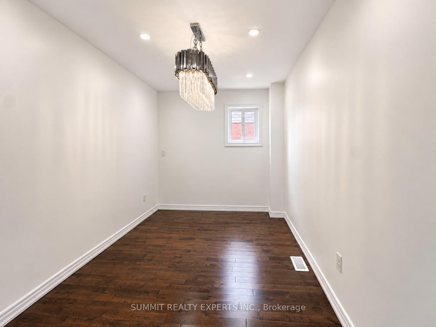 25 Deforest Drive, Brampton, ON L7A 2Y1 photo 4