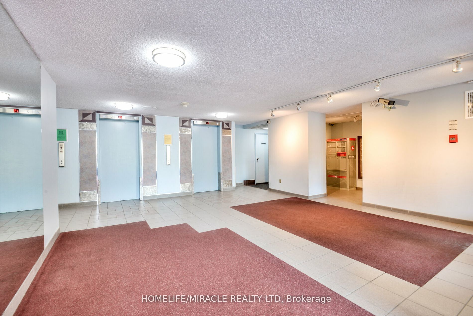 25 Kensington Road 608, Brampton, ON L6T 3W8 photo 5