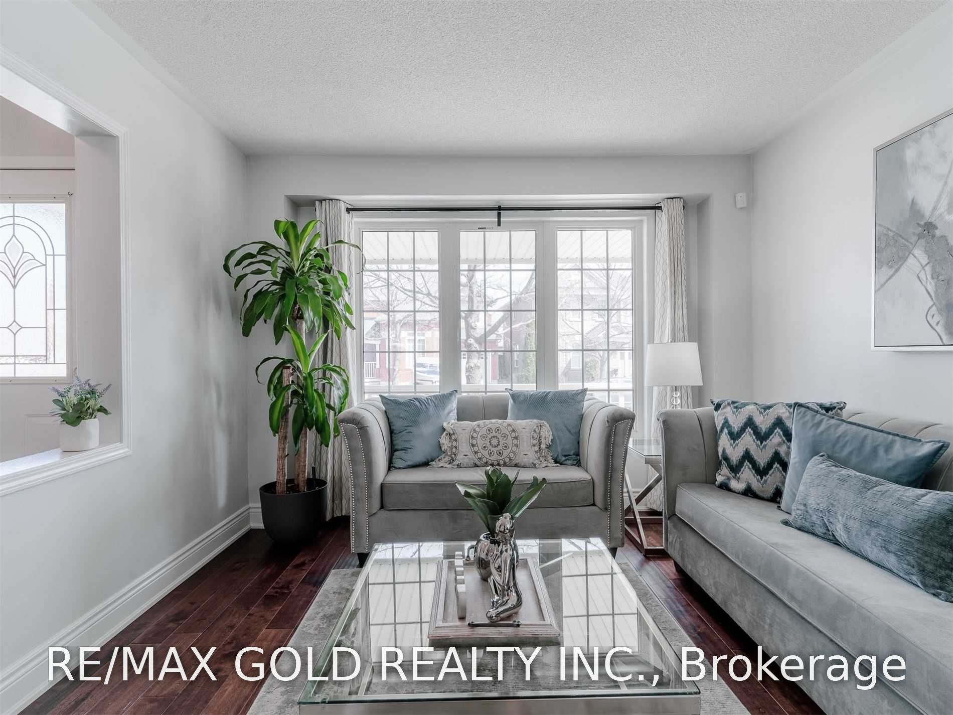 6 Marshmarigold Road, Brampton, ON L7A 2S9 photo 5