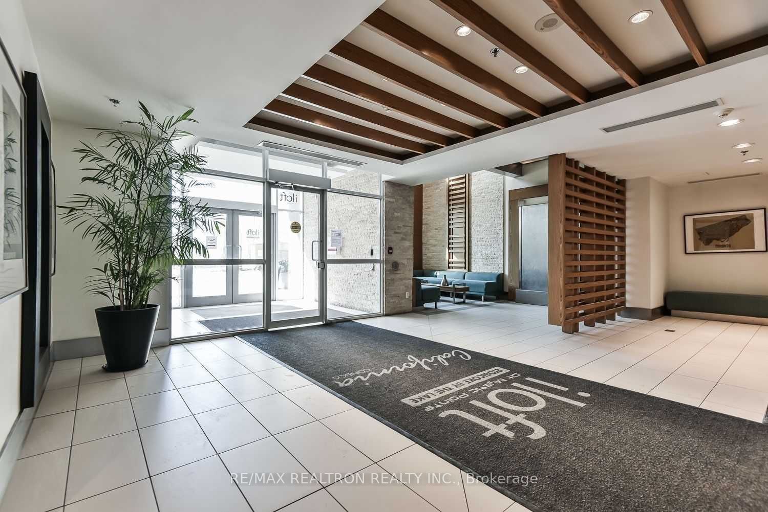 165 Legion Road N 2631, Toronto, ON M8Y 0B3 photo 2