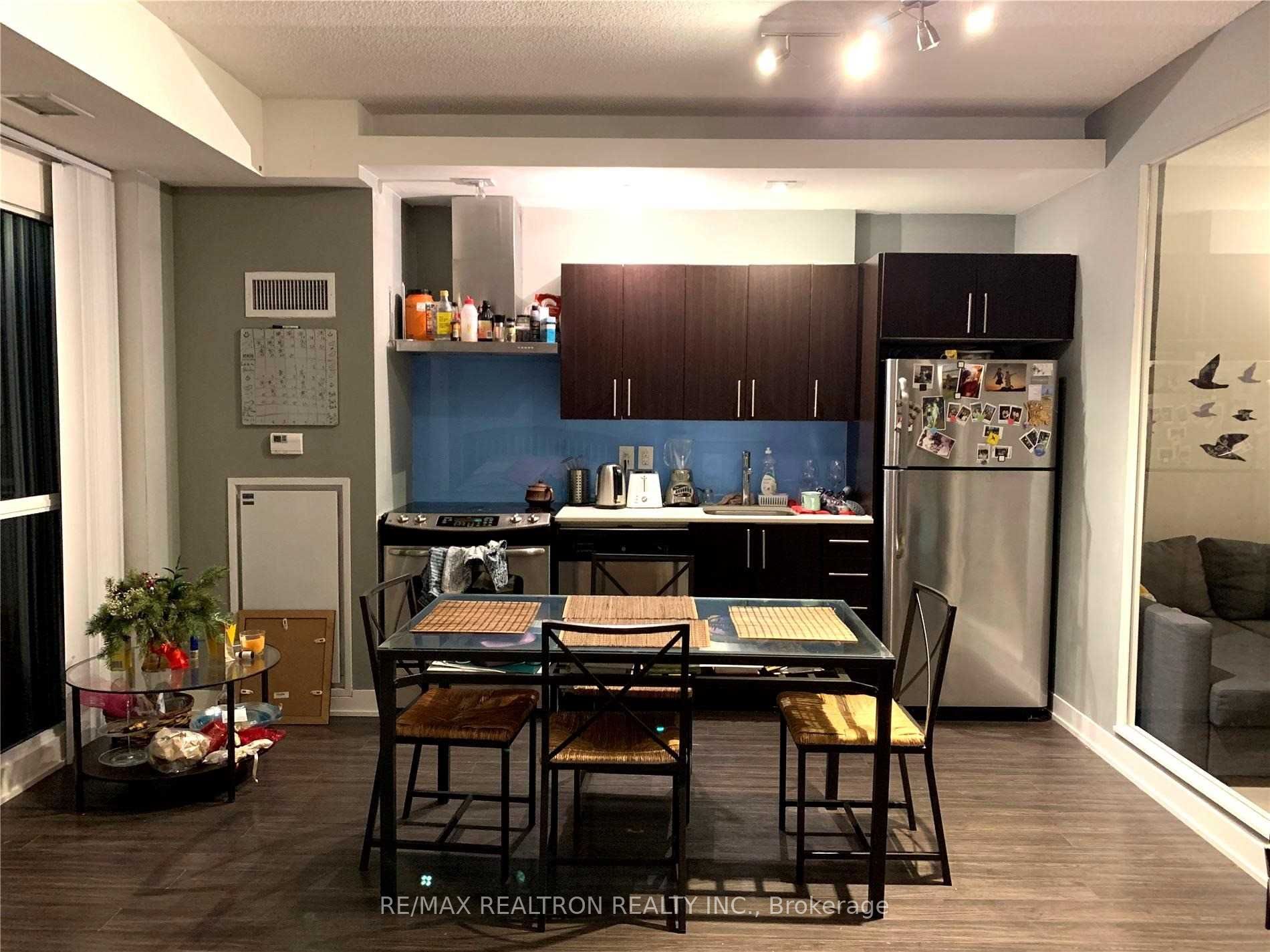 165 Legion Road N 2631, Toronto, ON M8Y 0B3 photo 5