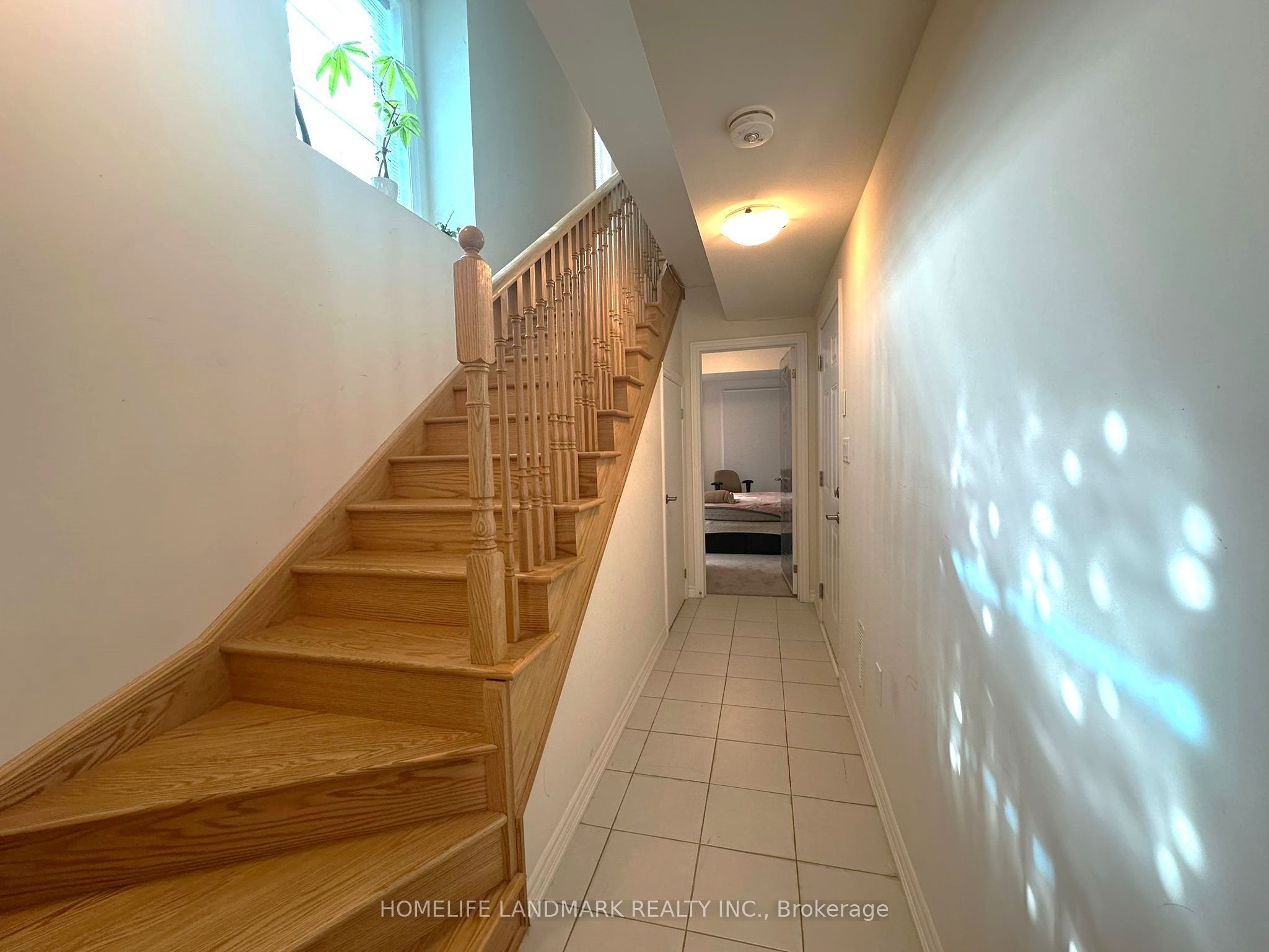 18 Lavinia Road, Brampton, ON L6P 4N8 photo 4