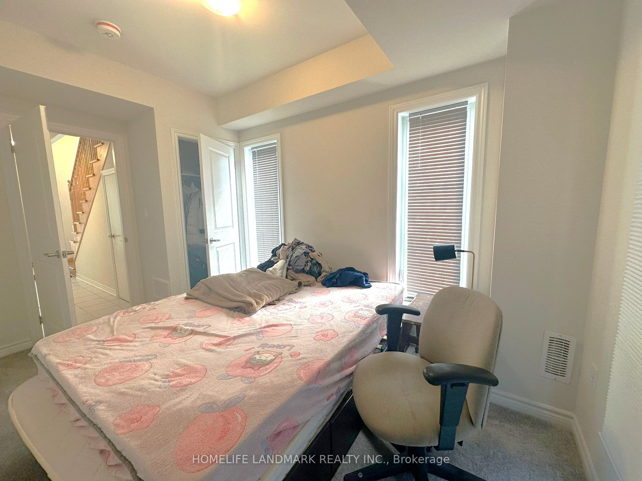 18 Lavinia Road, Brampton, ON L6P 4N8 photo 5