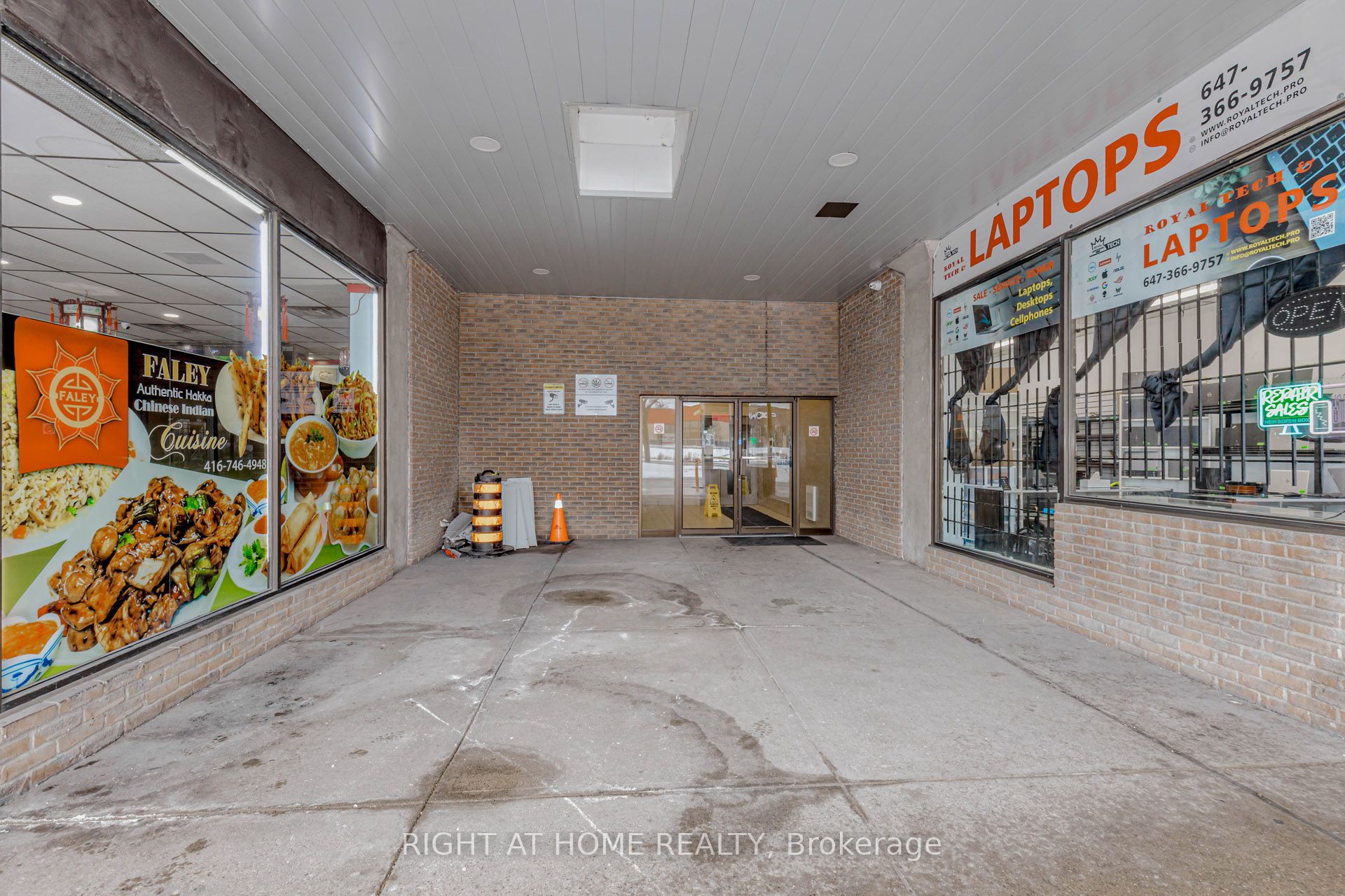 40 Rexdale Boulevard 3, Toronto, ON M9W 5Z3 photo 3