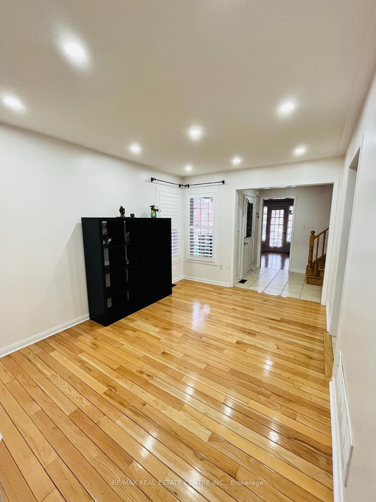 48 Herdwick Street UPPER LEVEL, Brampton, ON L6S 6L7 photo 4