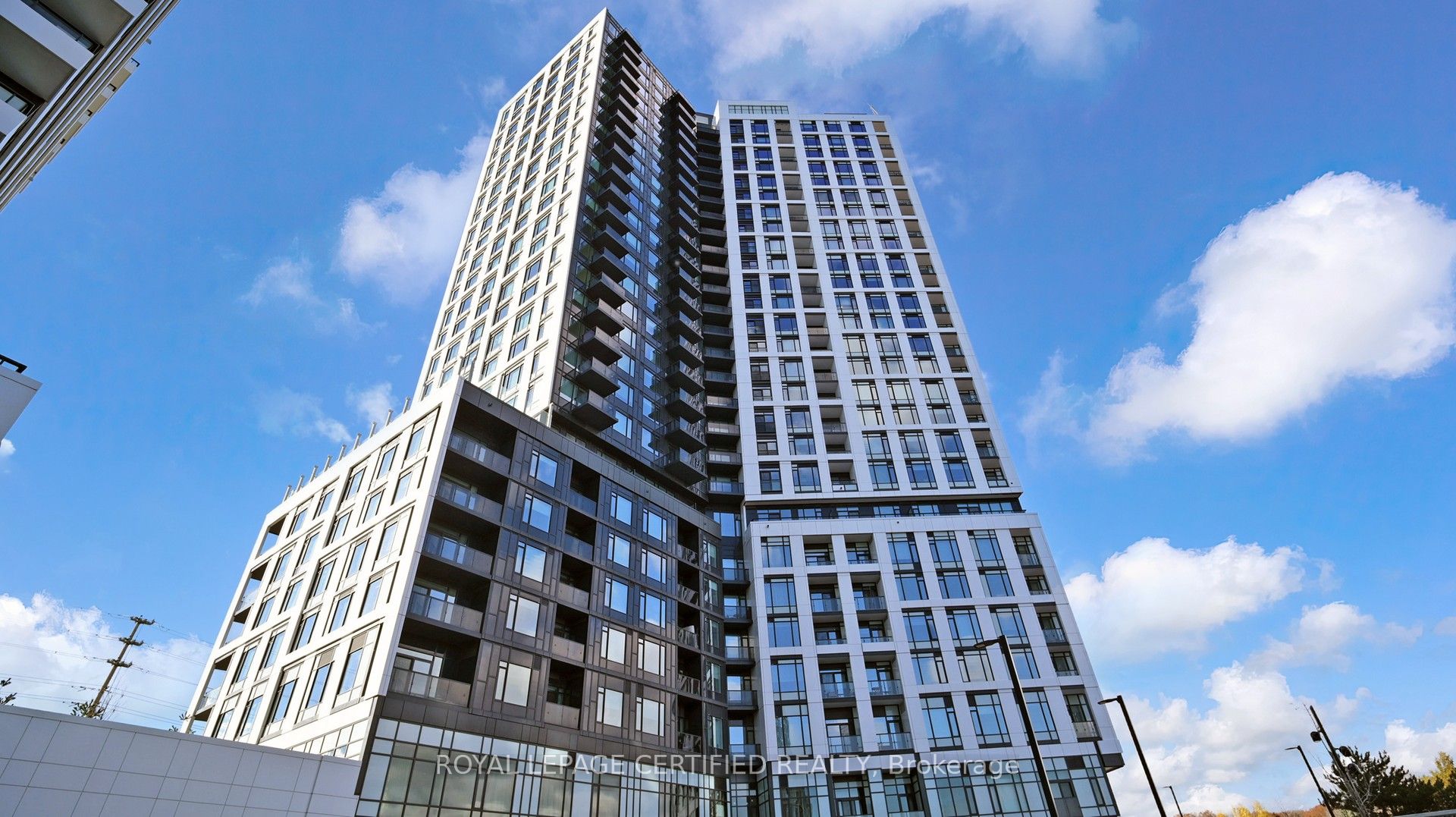2495 Eglinton Avenue W 205, Mississauga, ON L5M 2V8