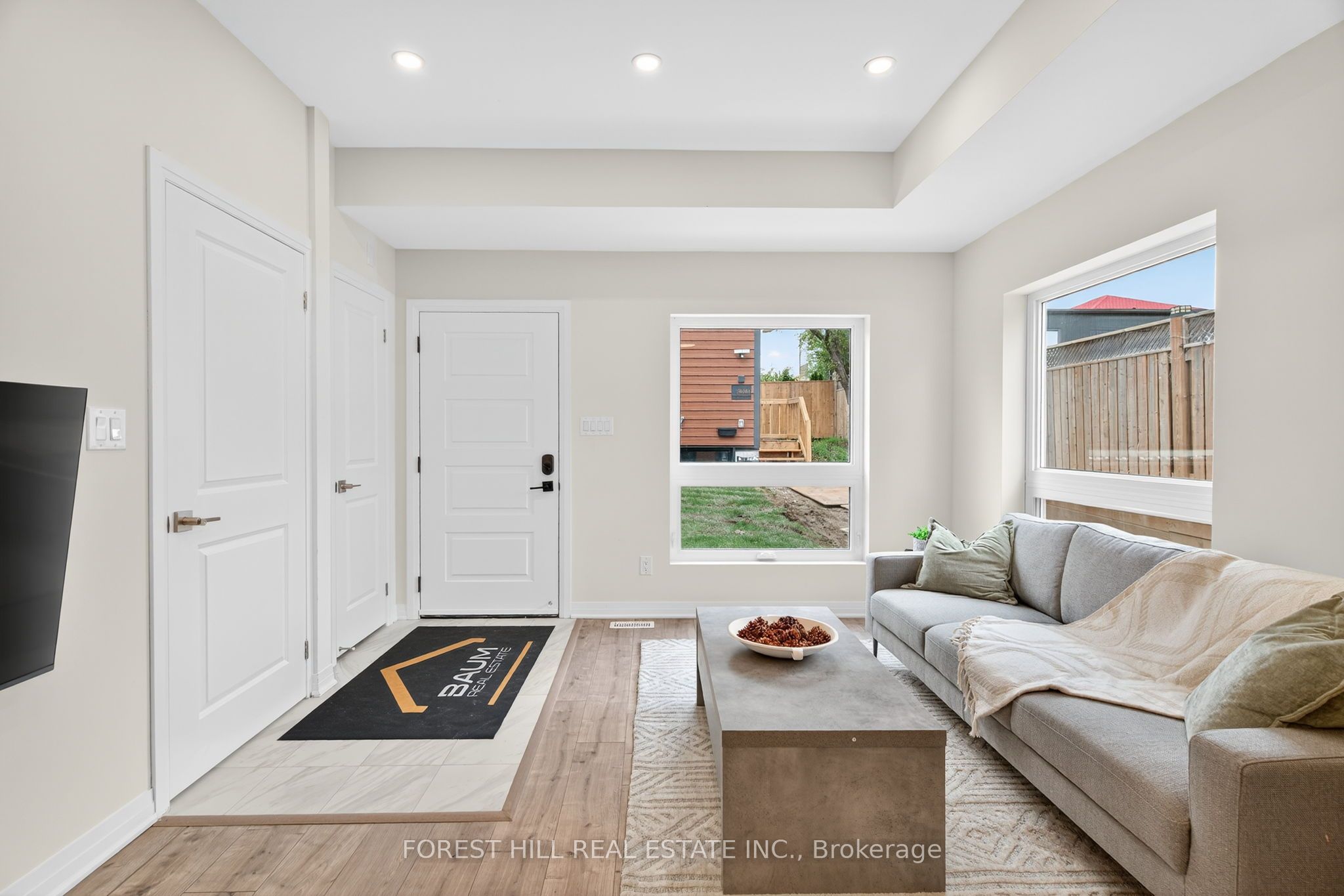 52 Albright Avenue D, Toronto, ON M8W 1X2