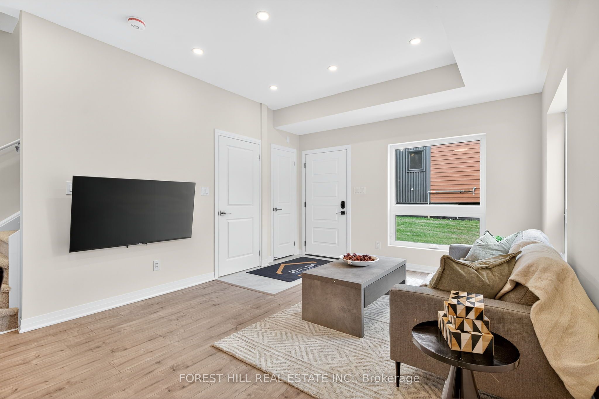 52 Albright Avenue D, Toronto, ON M8W 1X2 photo 2