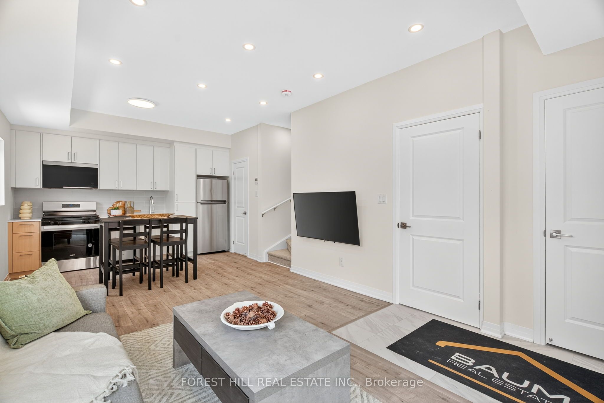 52 Albright Avenue D, Toronto, ON M8W 1X2 photo 5