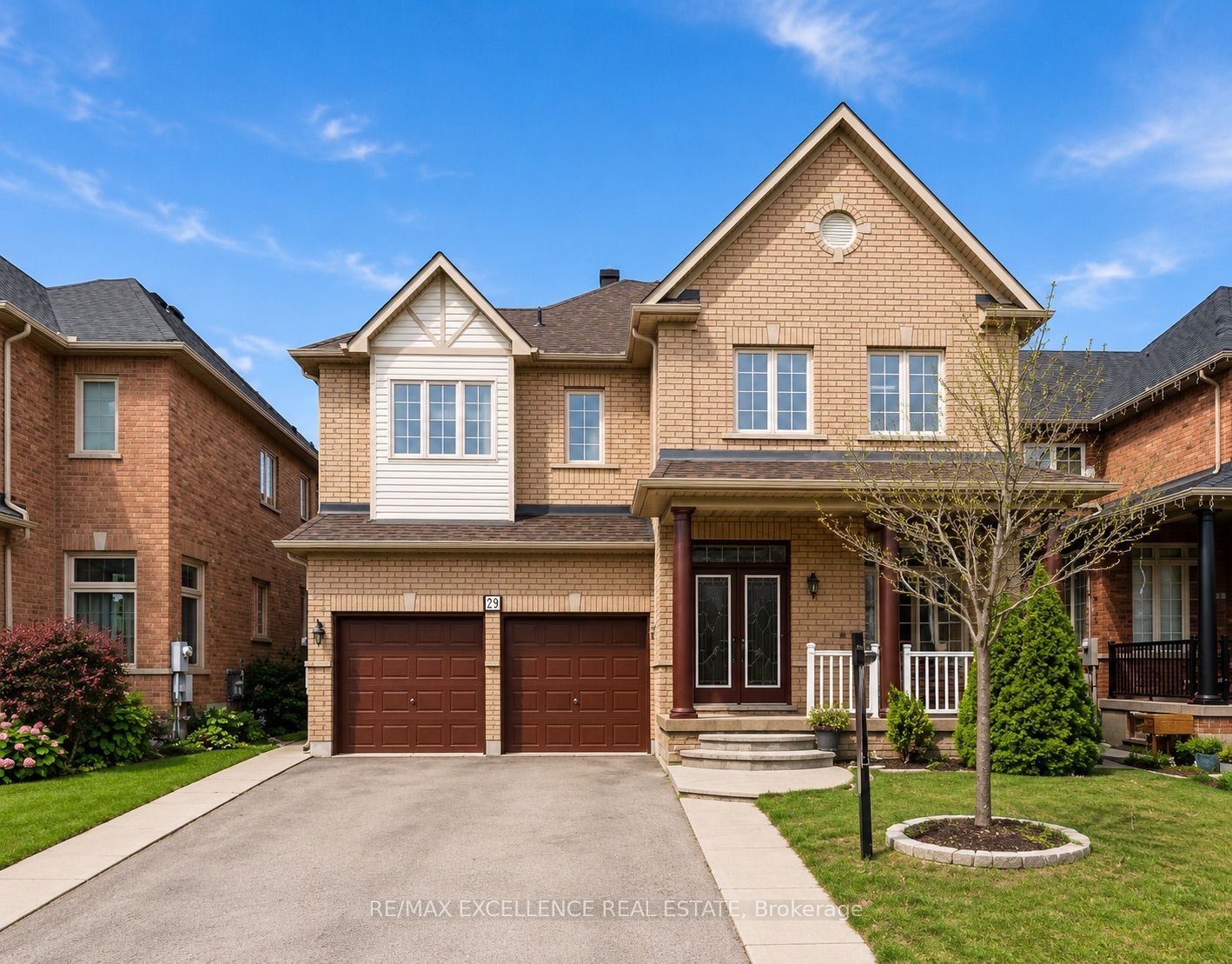 21 Castle Mountain Drive, Brampton, ON L6R 2W9 photo 3