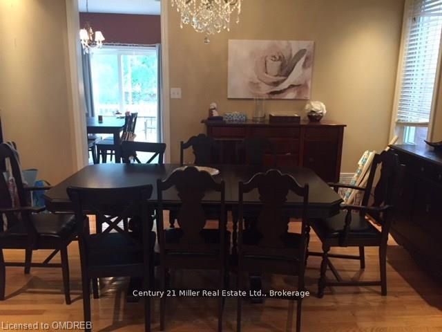 2260 Osprey Lane, Oakville, ON L6M 3Z8 photo 3