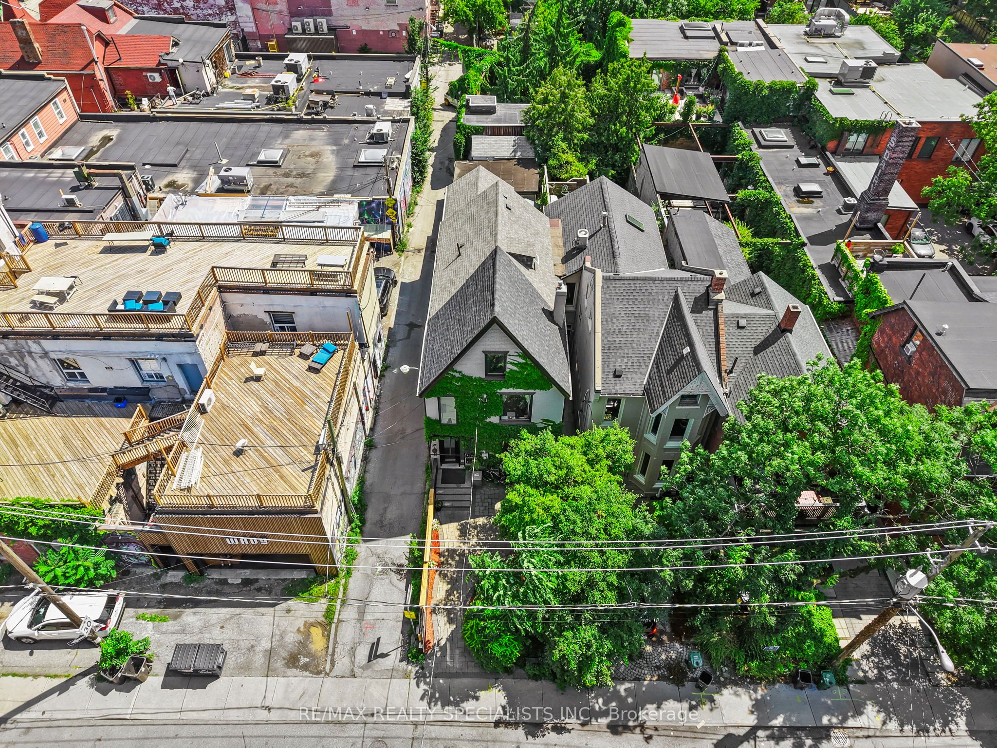 73 Elm Grove Avenue, Toronto, ON M6K 2J2 photo 2