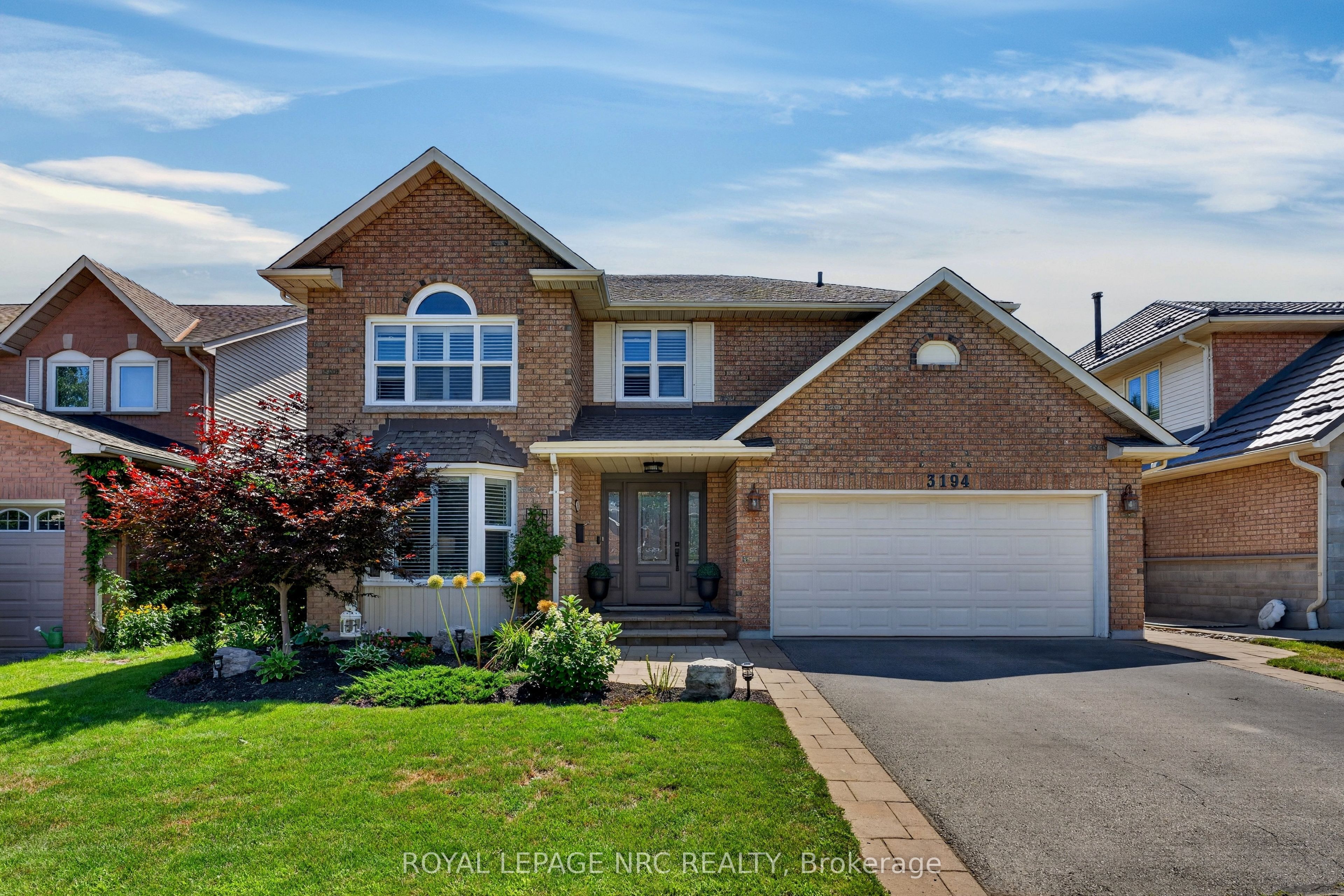 3194 Tania Crescent, Burlington, ON L7M 3M7