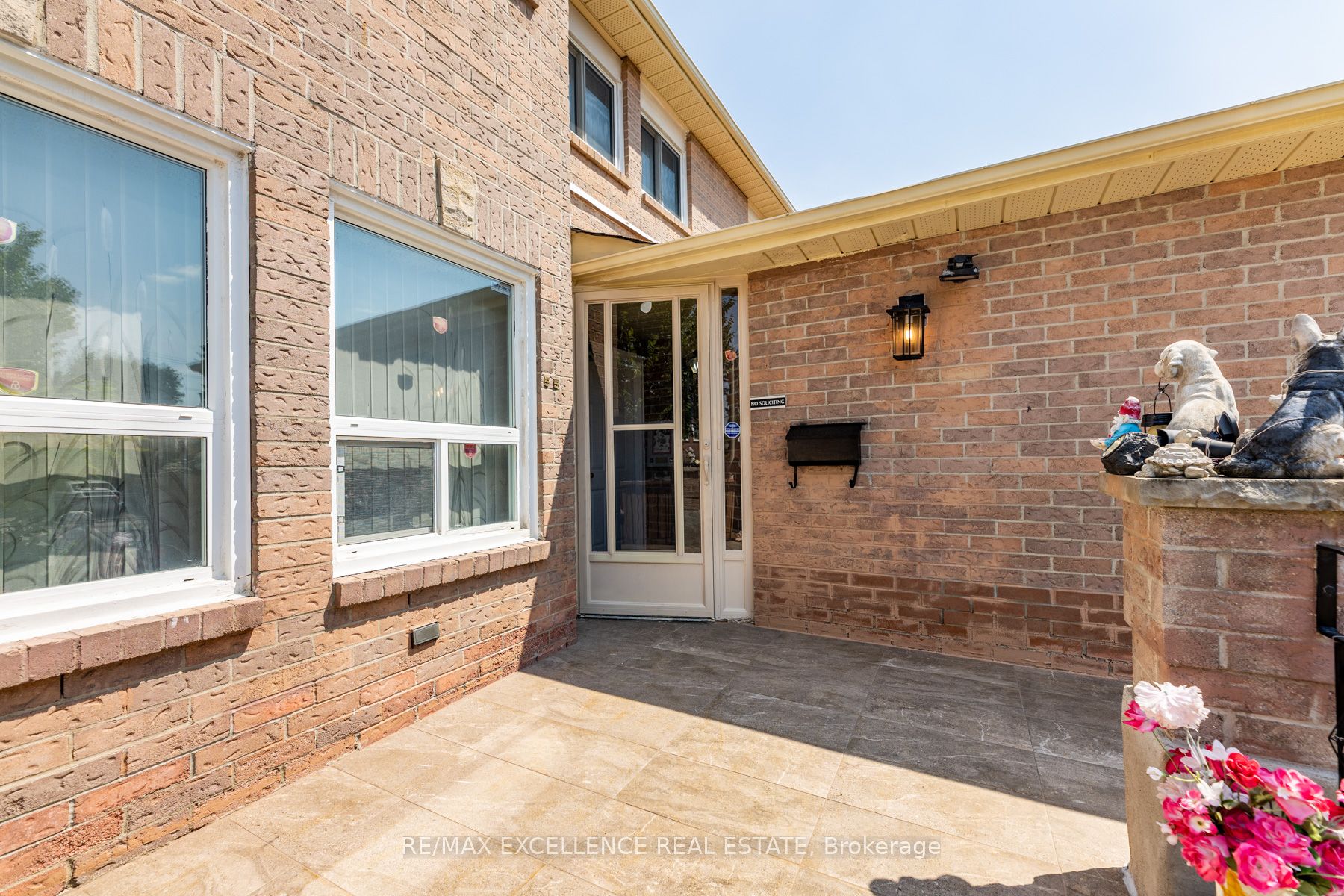 55 Atkins Circle, Brampton, ON L6X 4B9 photo 5