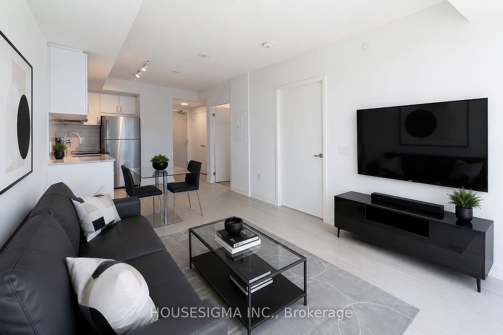 4010 Eglinton Avenue W 1105, Toronto, ON M9A 0G5 photo 4