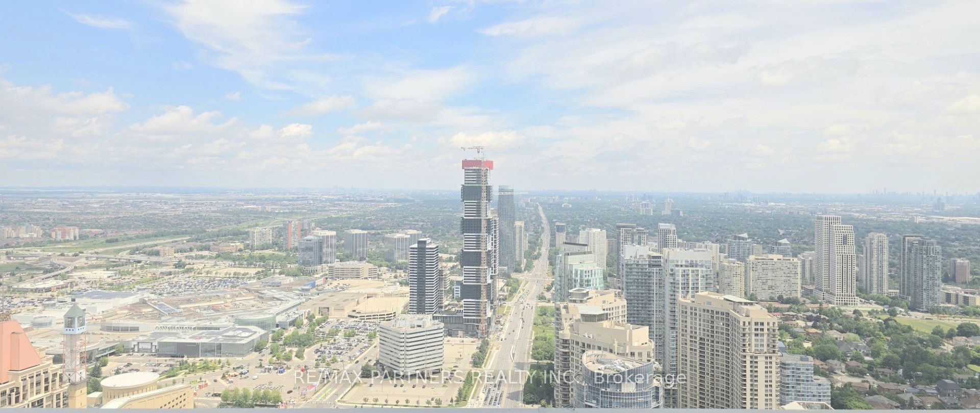 3900 Confederation Parkway 5210, Mississauga, ON L5B 0M3