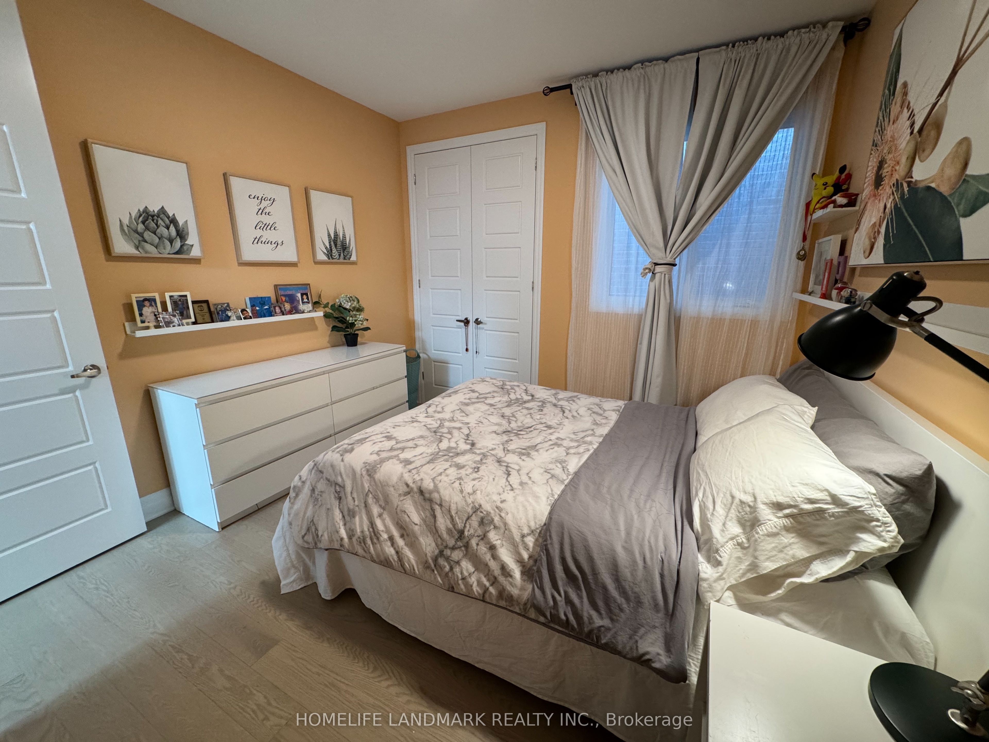 1187 Onyx Trail, Oakville, ON L6H 8A6 photo 2