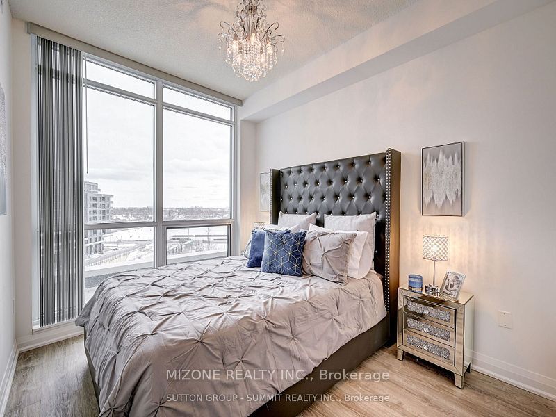 3289 Joan Drive Lower, Mississauga, ON L5B 1T3 photo 5