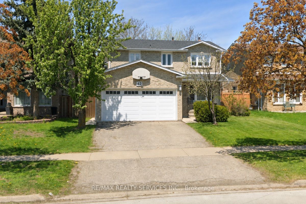 42 Northampton Street Bsmt, Brampton, ON L6S 3Y7
