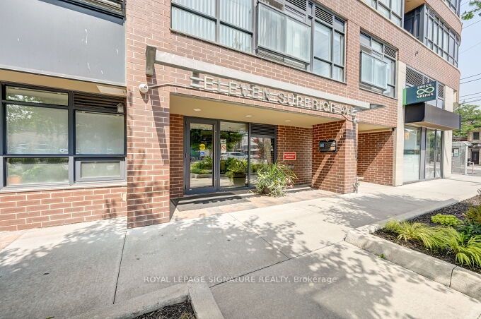 11 Superior Avenue 201, Toronto, ON M8V 0A7 photo 4